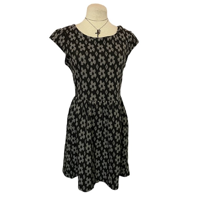 BeBop Geometric Print Dress l Size M