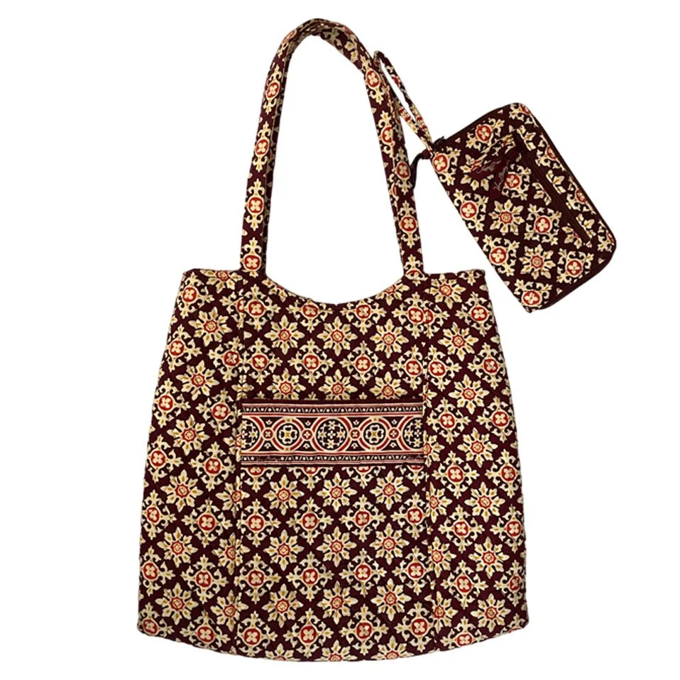 Vera Bradley Floral Large Tote & Clutch (Copy)