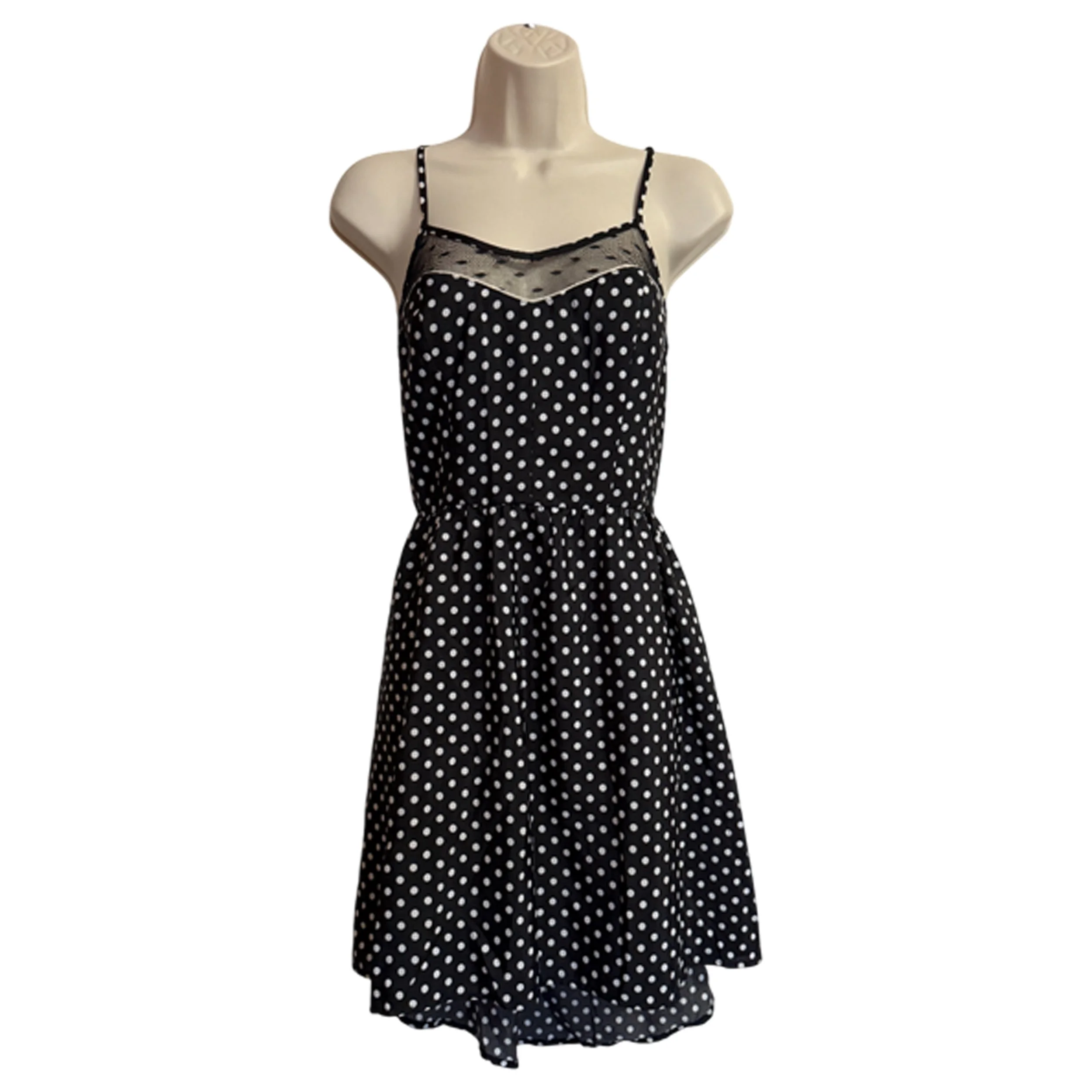 Online resale and consignment swank seconds clothes store offering new and  preowned gently used secondhand clothing at affordable prices.