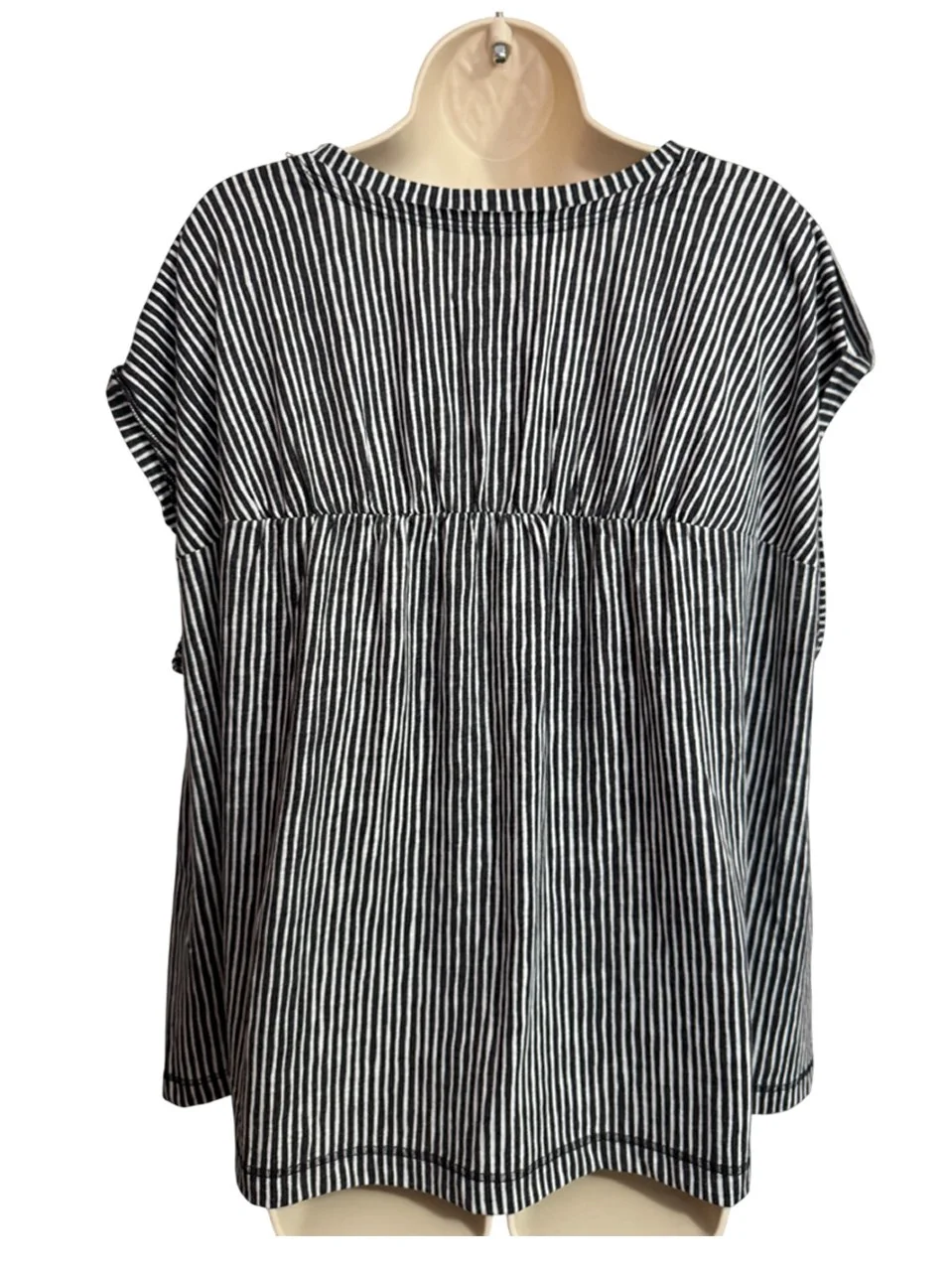 26mt1-westbound-stripped-top-back.jpg (Copy)