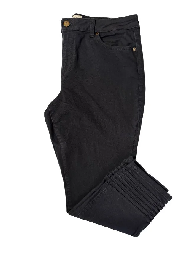 28dp4-lori-goldstein-black-pants-folded.jpg (Copy)