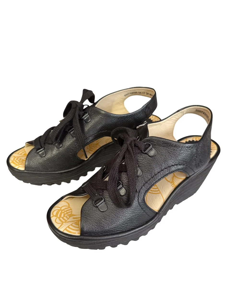 26dp1-fly-londoblack-leather-shoes-side.jpg (Copy)