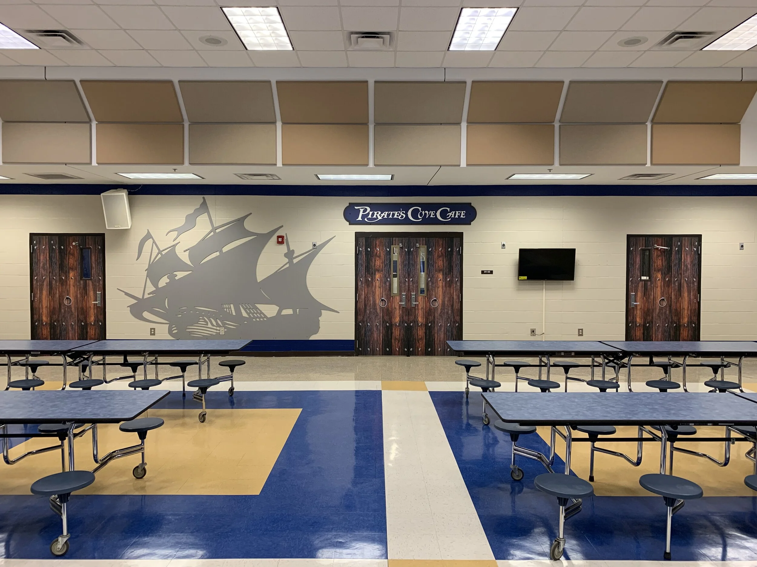 ELH Serving Line.jpg