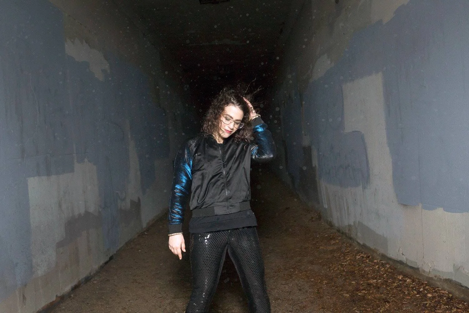 Neybuu / Eel Tank / münki 