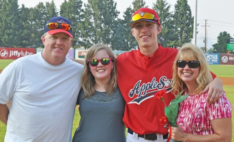 Becoming a host family is a great way to stay close with AppleSox Baseball all season young, and to become closer with our tremendous young athletes (Our players are really good at helping out around the house, too!).