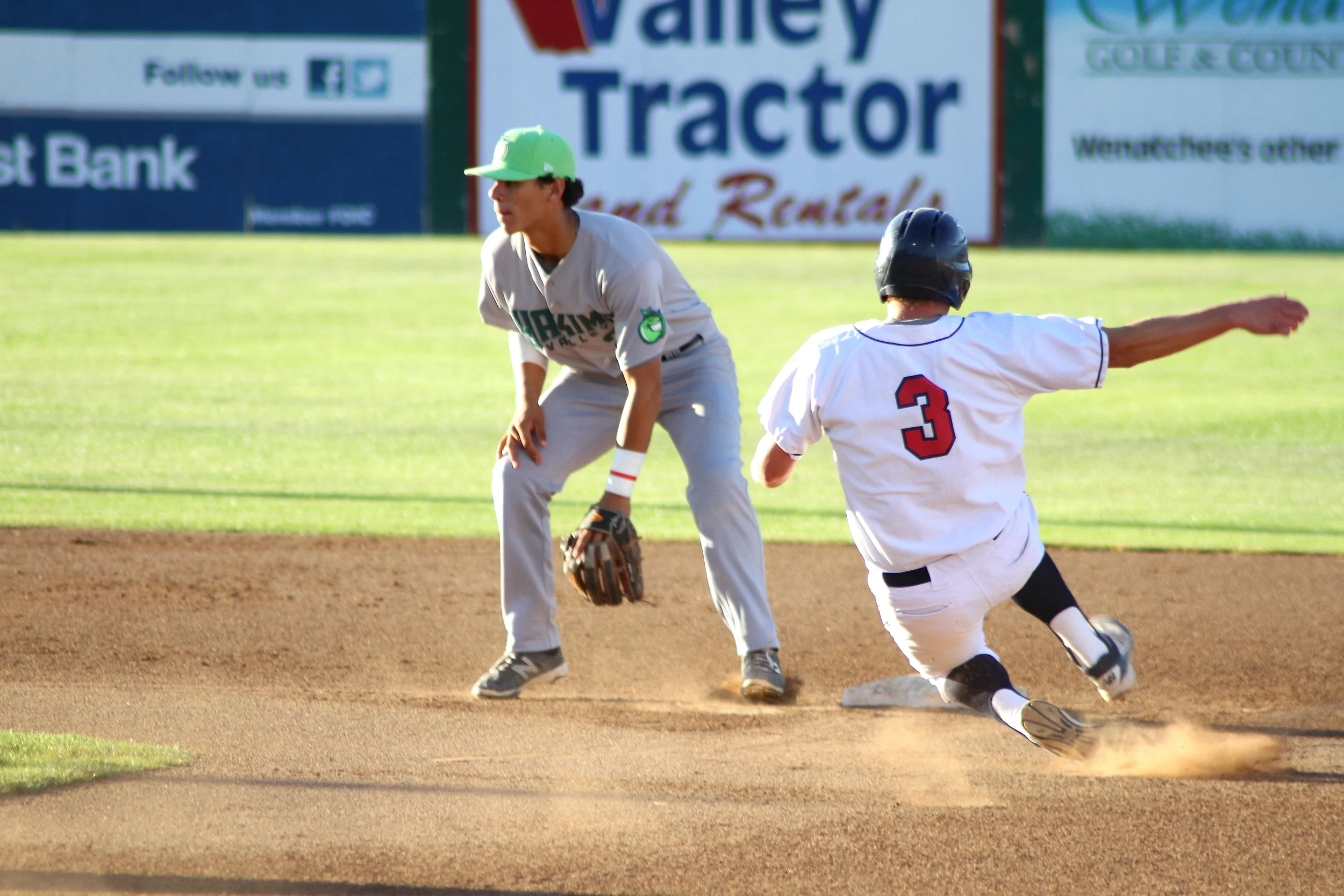 The AppleSox and the Pippins meet at Paul Thomas Sr. Stadium tonight at 7:05 p.m. Wenatchee is looking to even the series. 