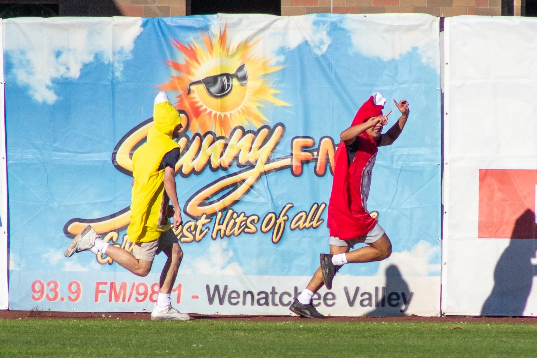 HighFive-5387.jpg