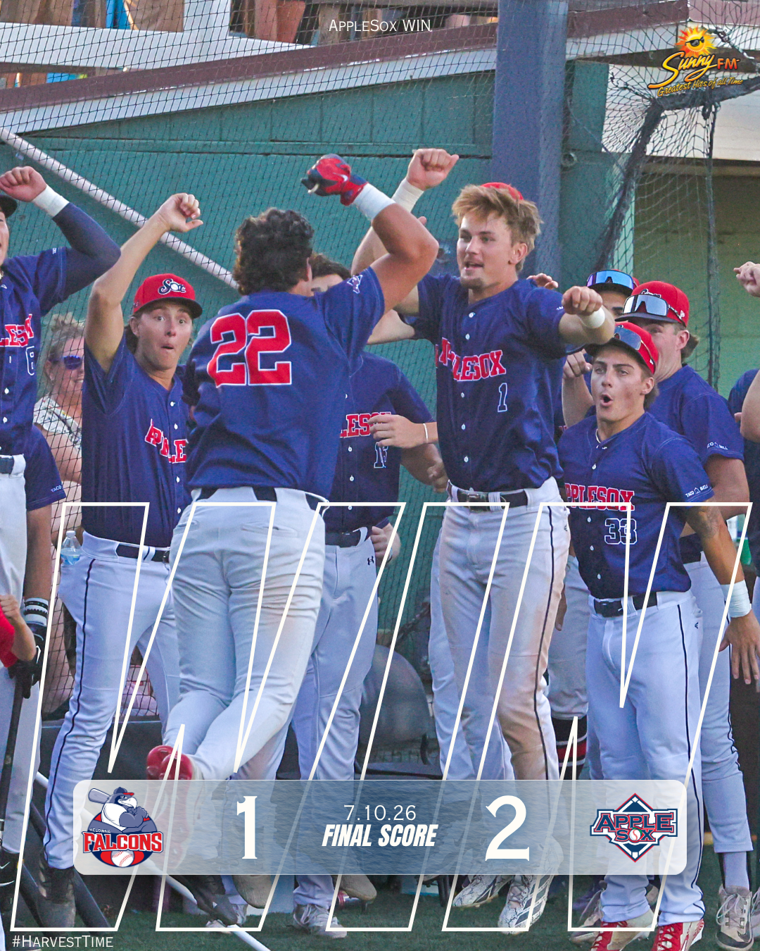 AppleSox Win Pitching Duel 2-1