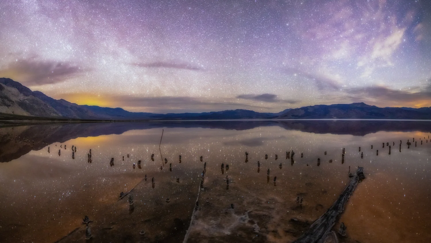 Salt+Lake,+Saline+Valley,+Death+Valley+NP.jpeg