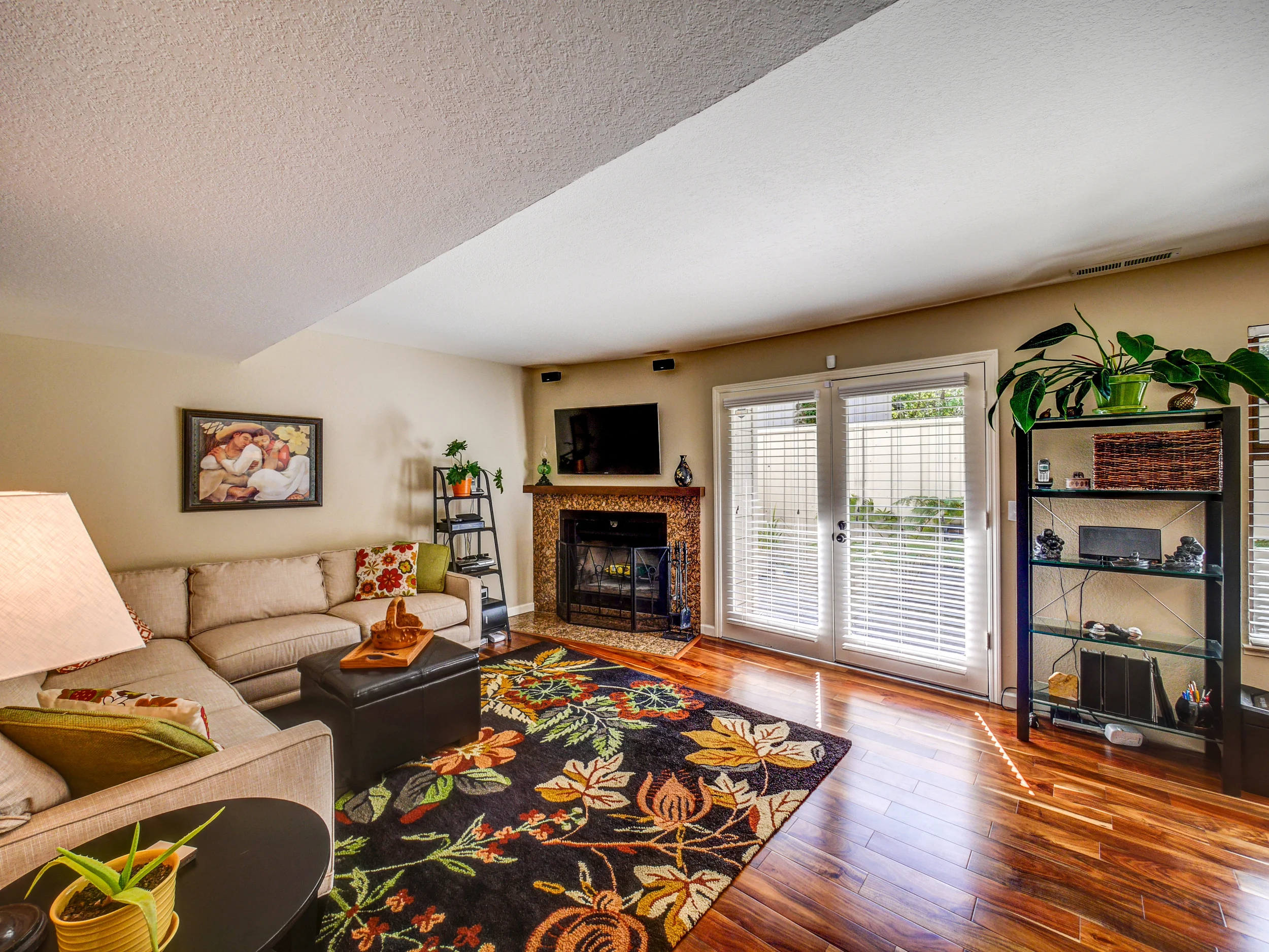 3111Erin_Interior.jpg