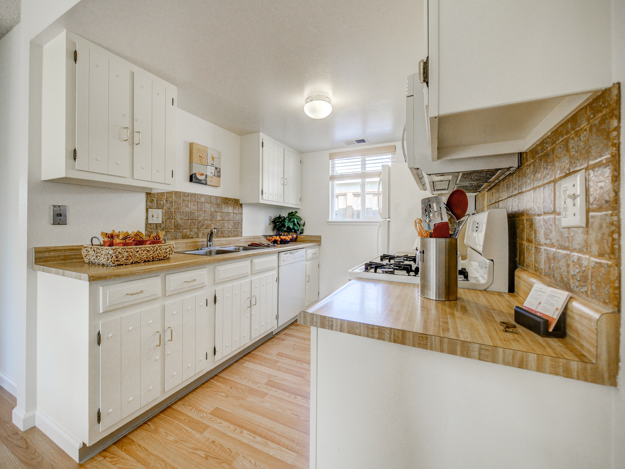407 Spruce-27.jpg