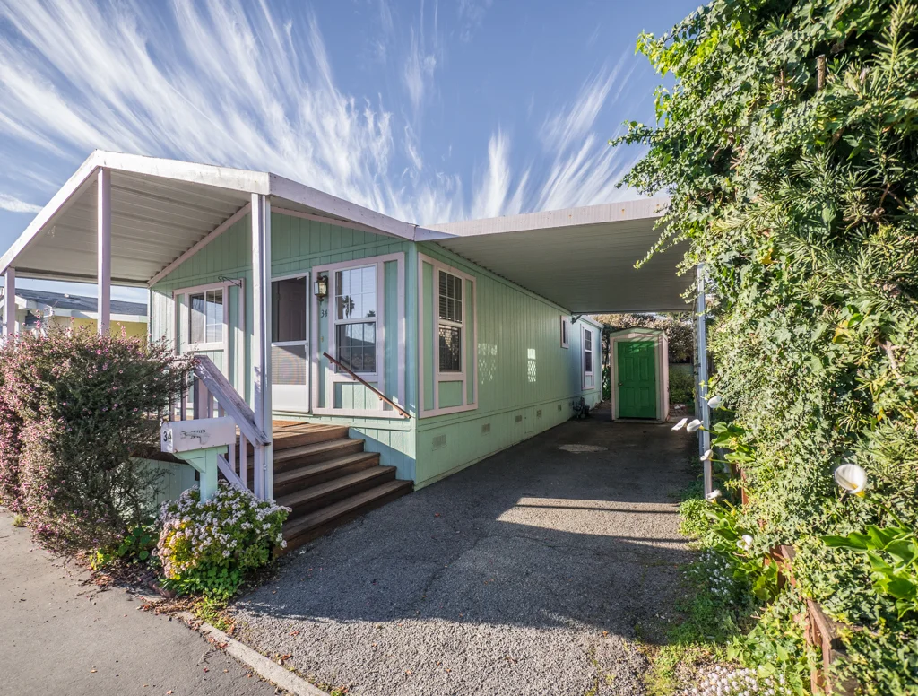 920 Capitola Avenue, #34, Capitola