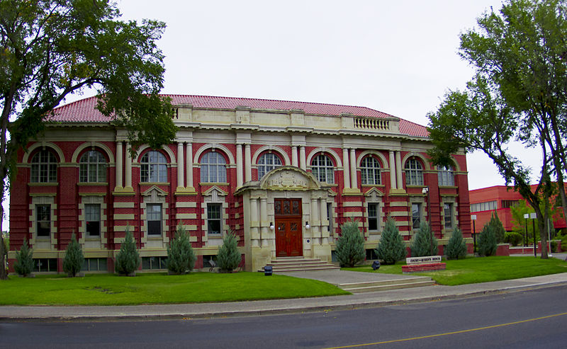 800px-MEDICINE_HAT_COURTHOUSE_ID_5918_-_5.JPG