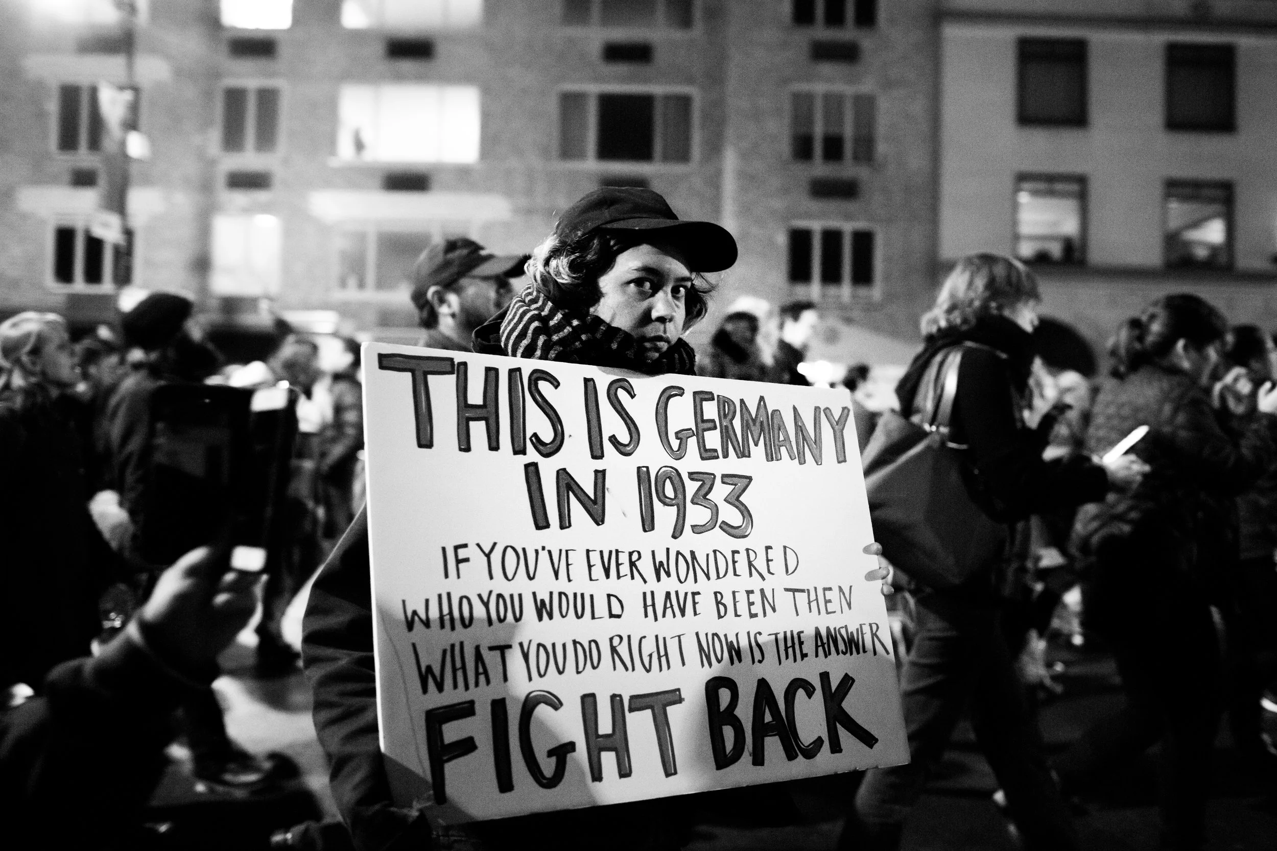 Protest-2.jpg