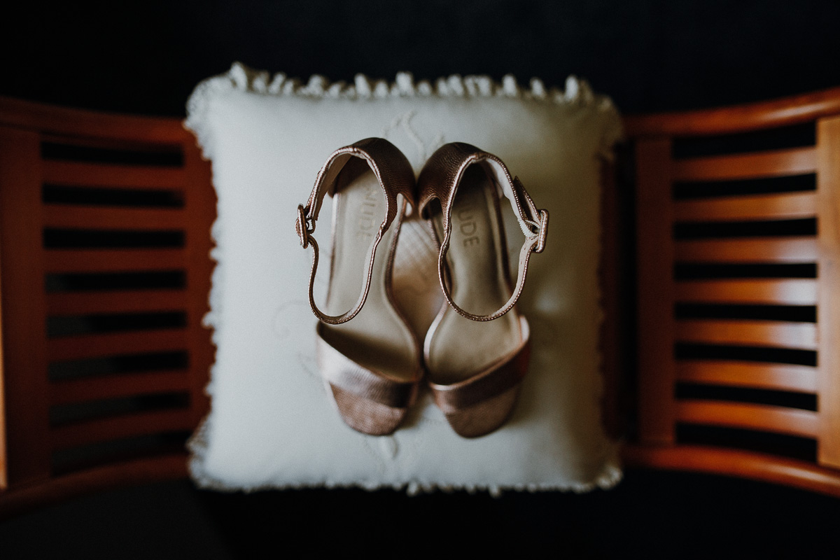 Britt + Sean-Mosmans Restaurant wedding-Peggy Saas-4.jpg