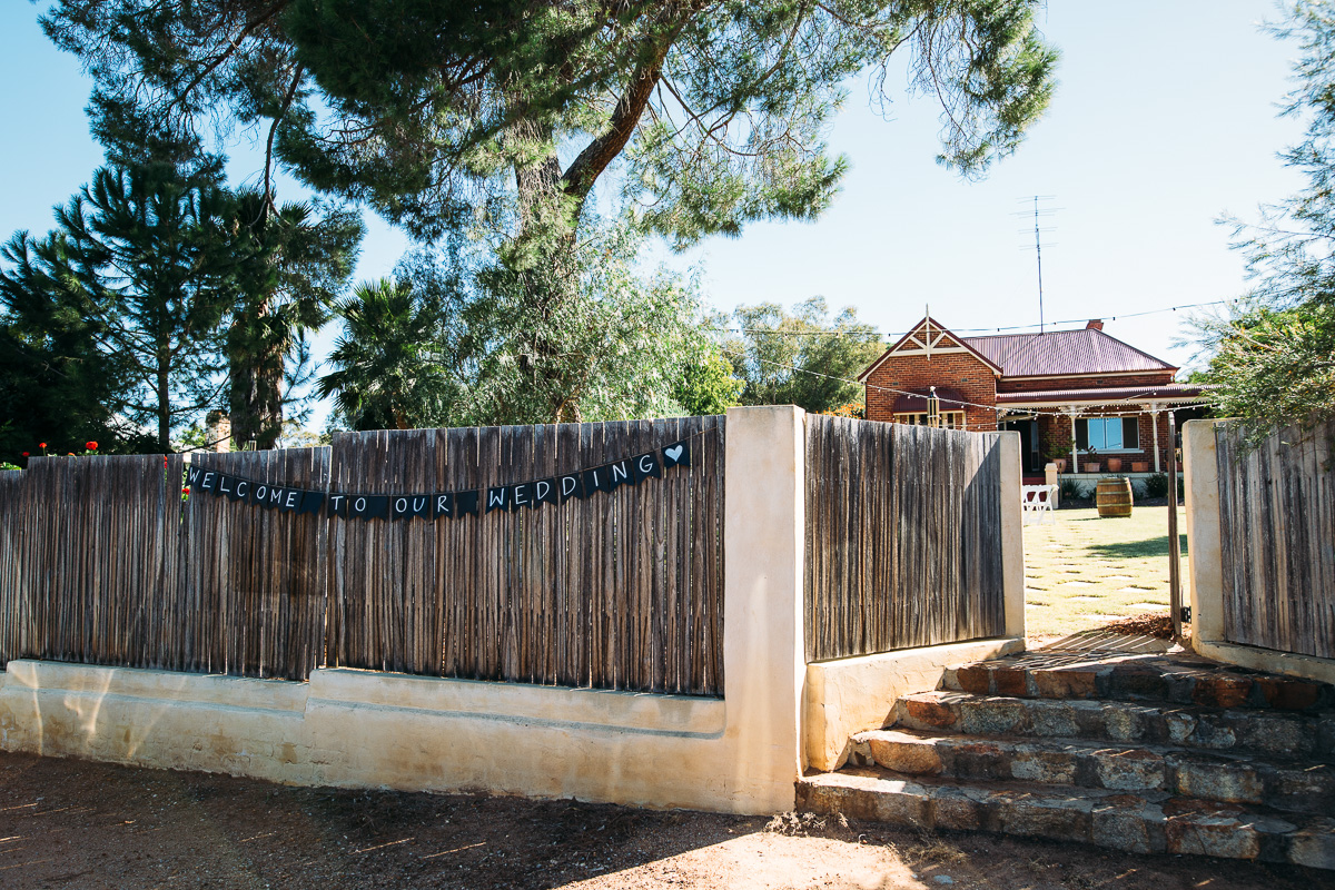 Peggy Saas-Perth Wedding Photographer-Torrens House York Wedding-28.jpg