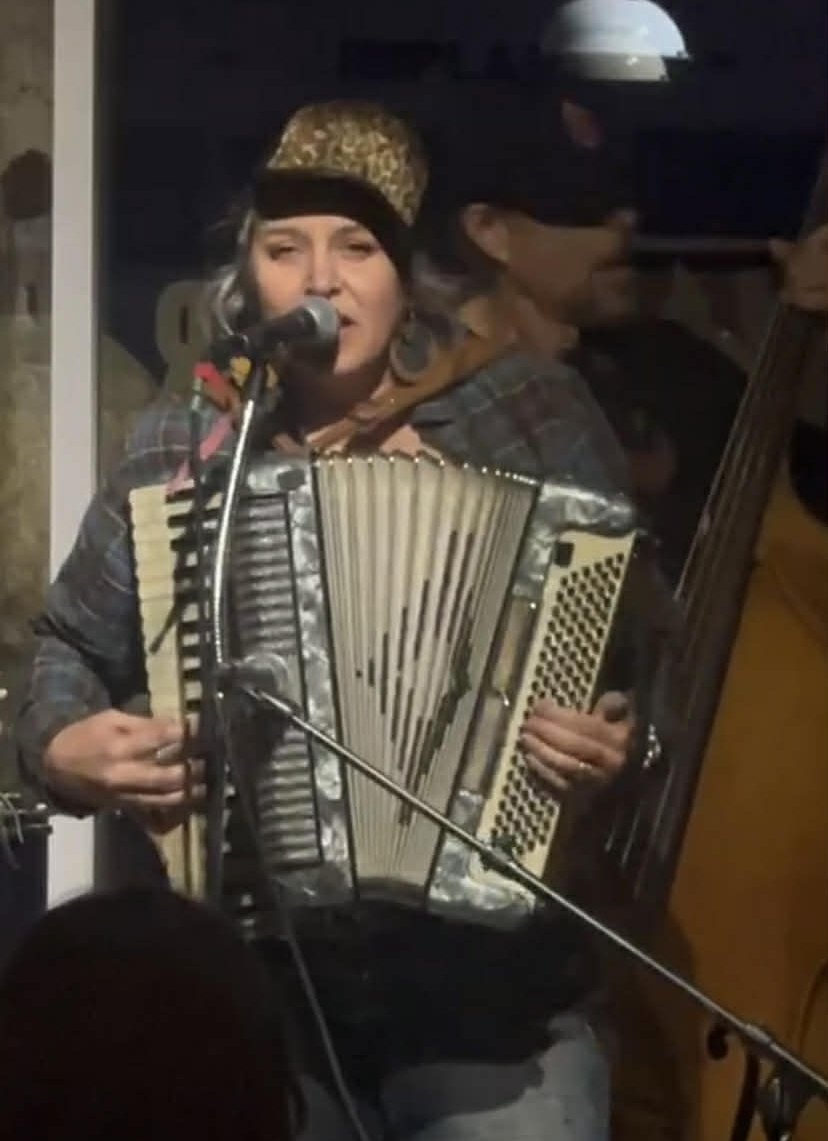 Live Music: Handeen &amp; Associates + Food Truck!