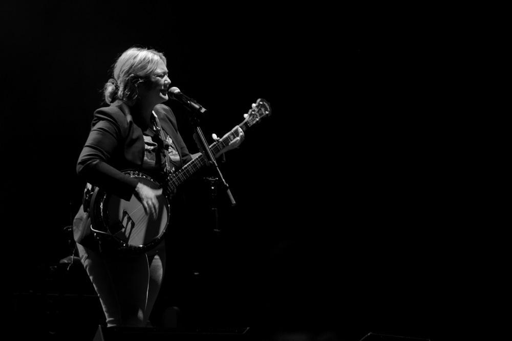 Elle King 12 Small.jpg