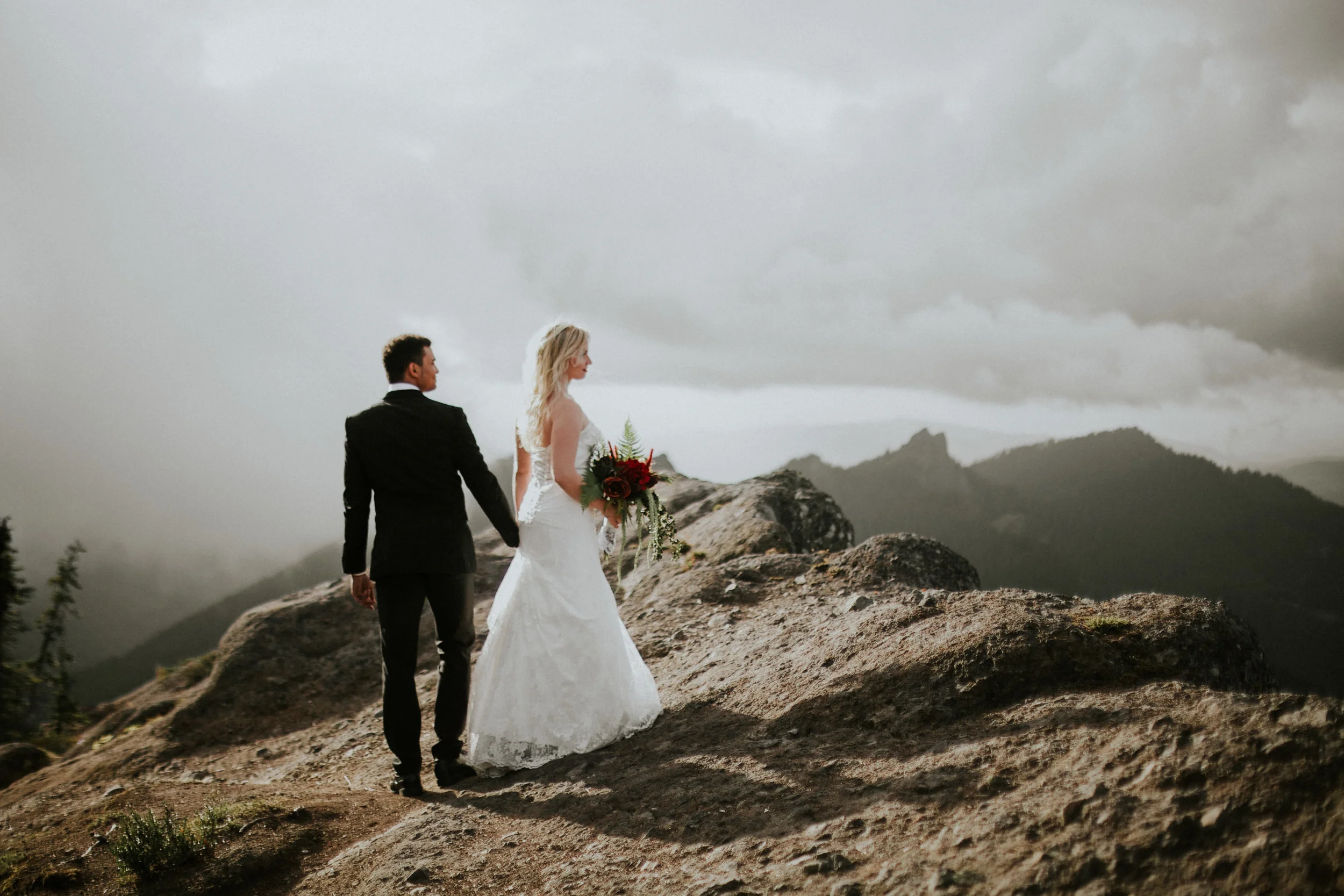 High Rock Lookout Elopement// Bryce and Kenzie 