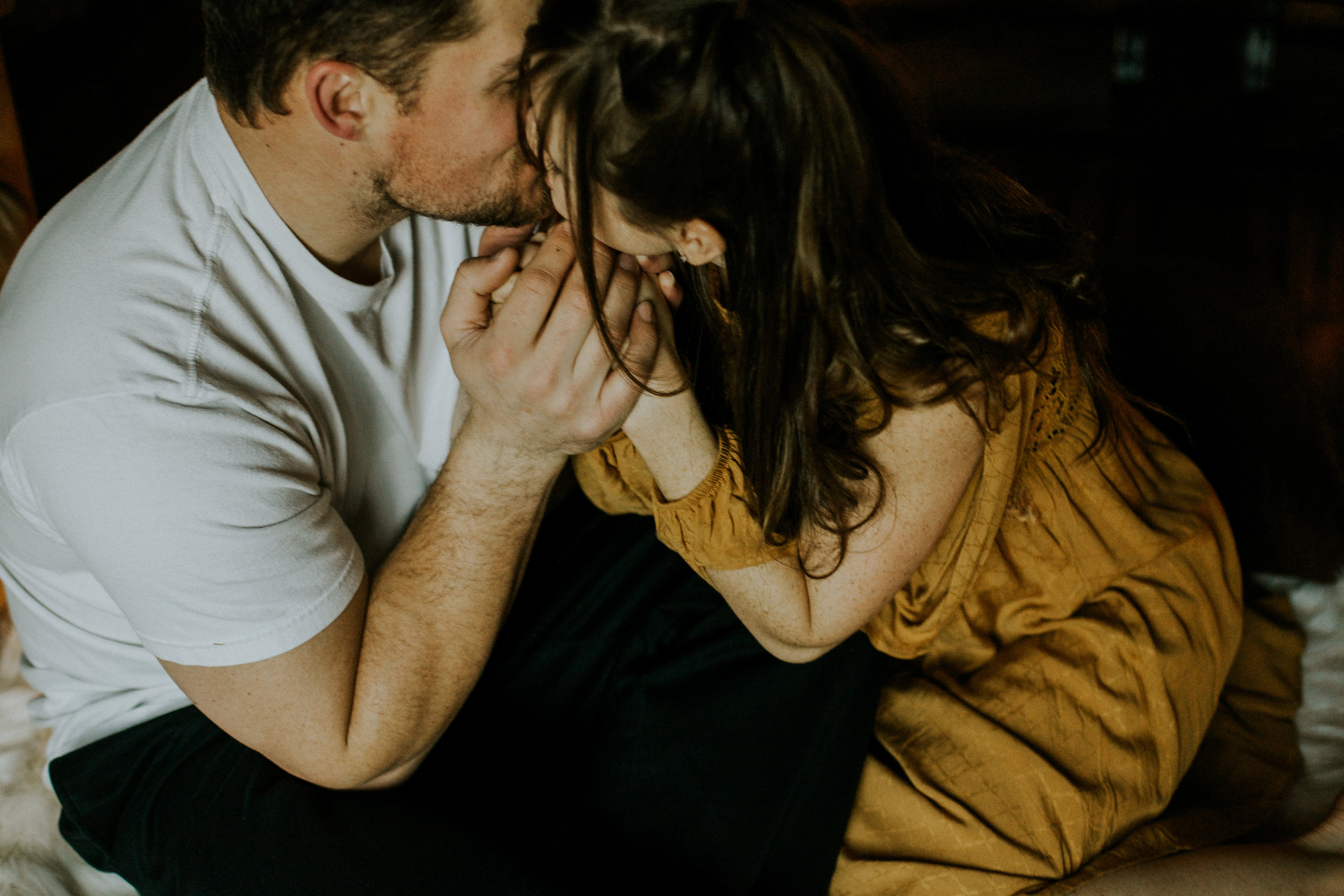 Seattle in home snuggle session engagement