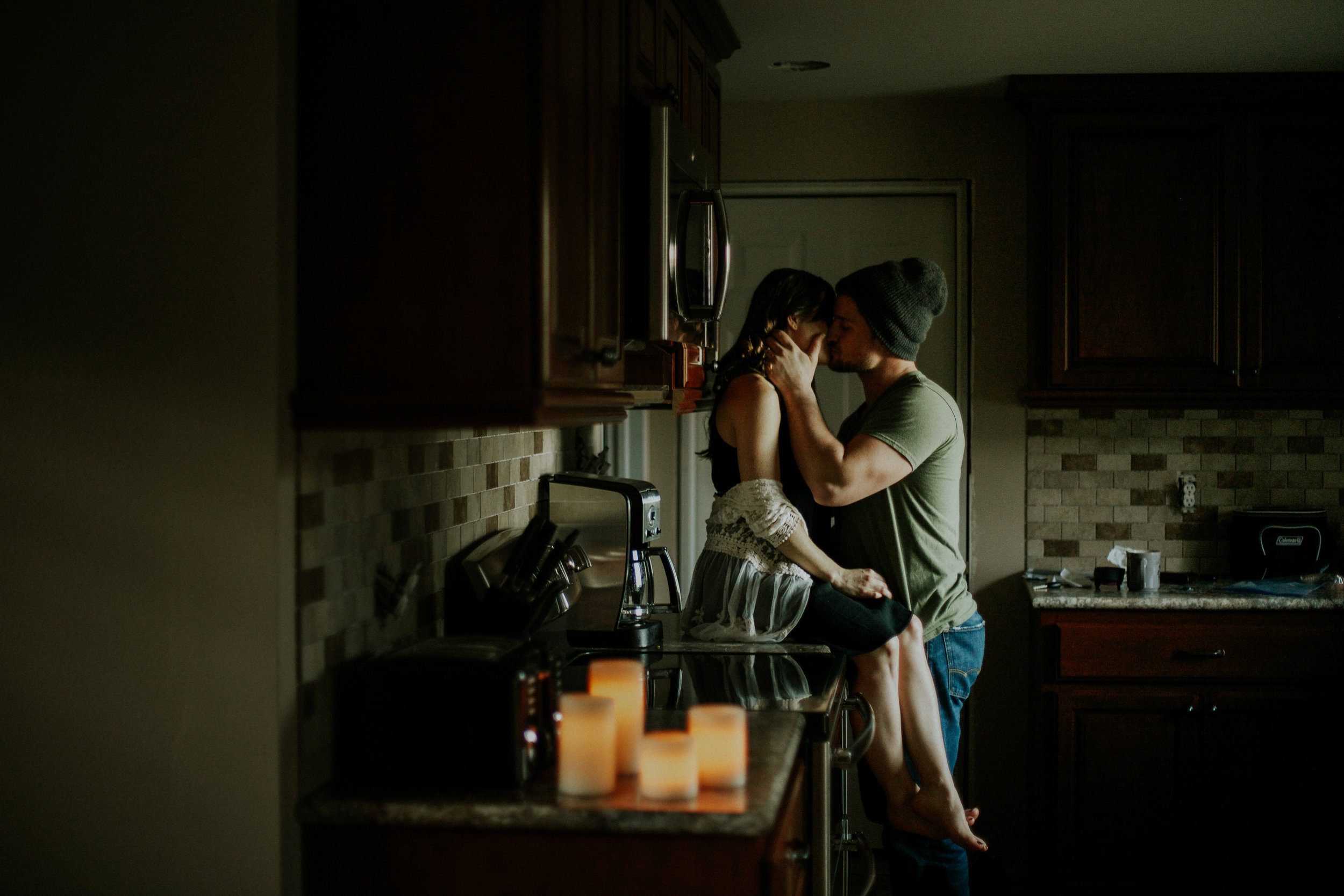 Seattle in home snuggle session engagement