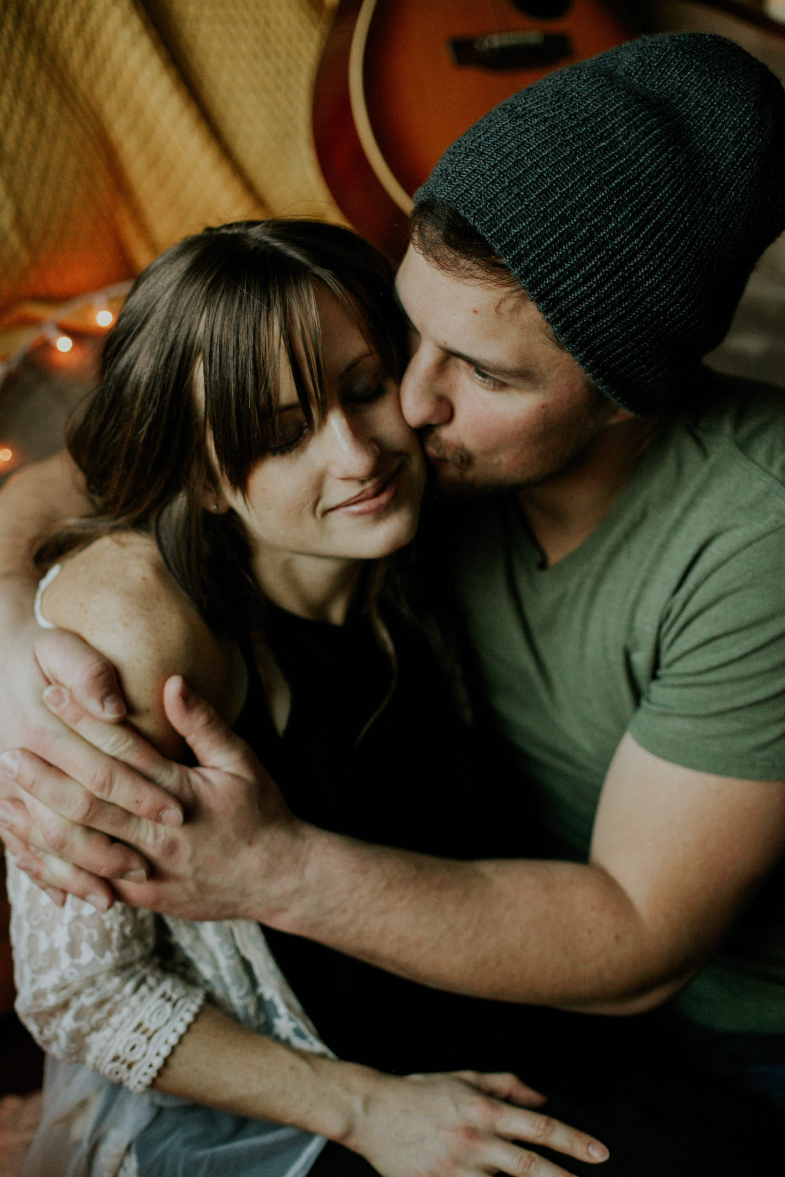 Seattle in home snuggle session engagement