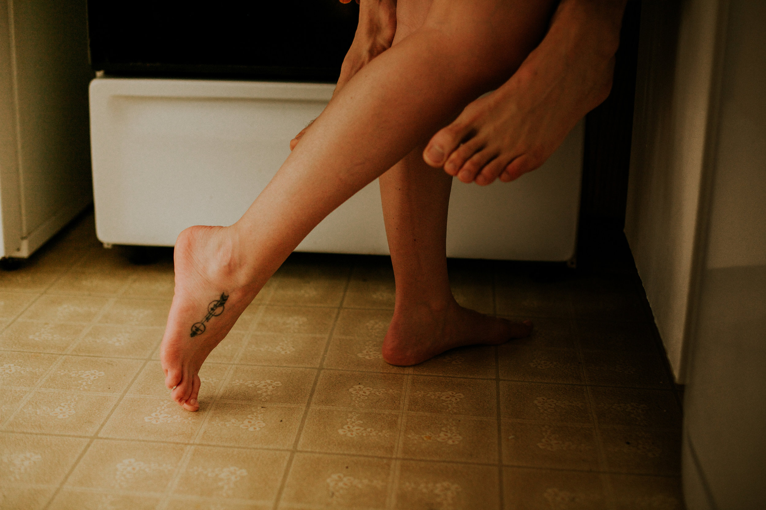 Gig harbor snuggle session photographer