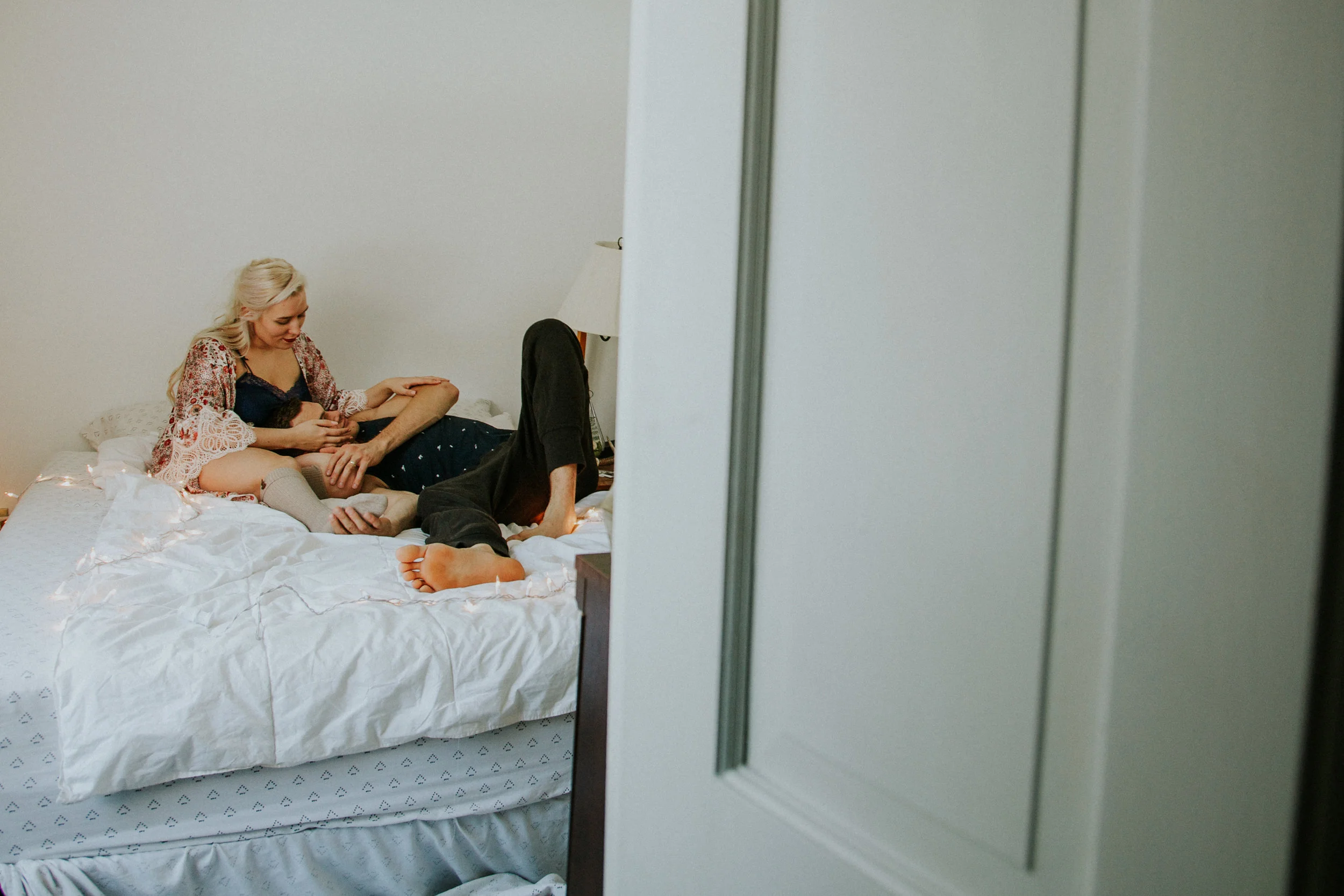 cute couple bedroom tacoma snuggle session photographer&nbsp;