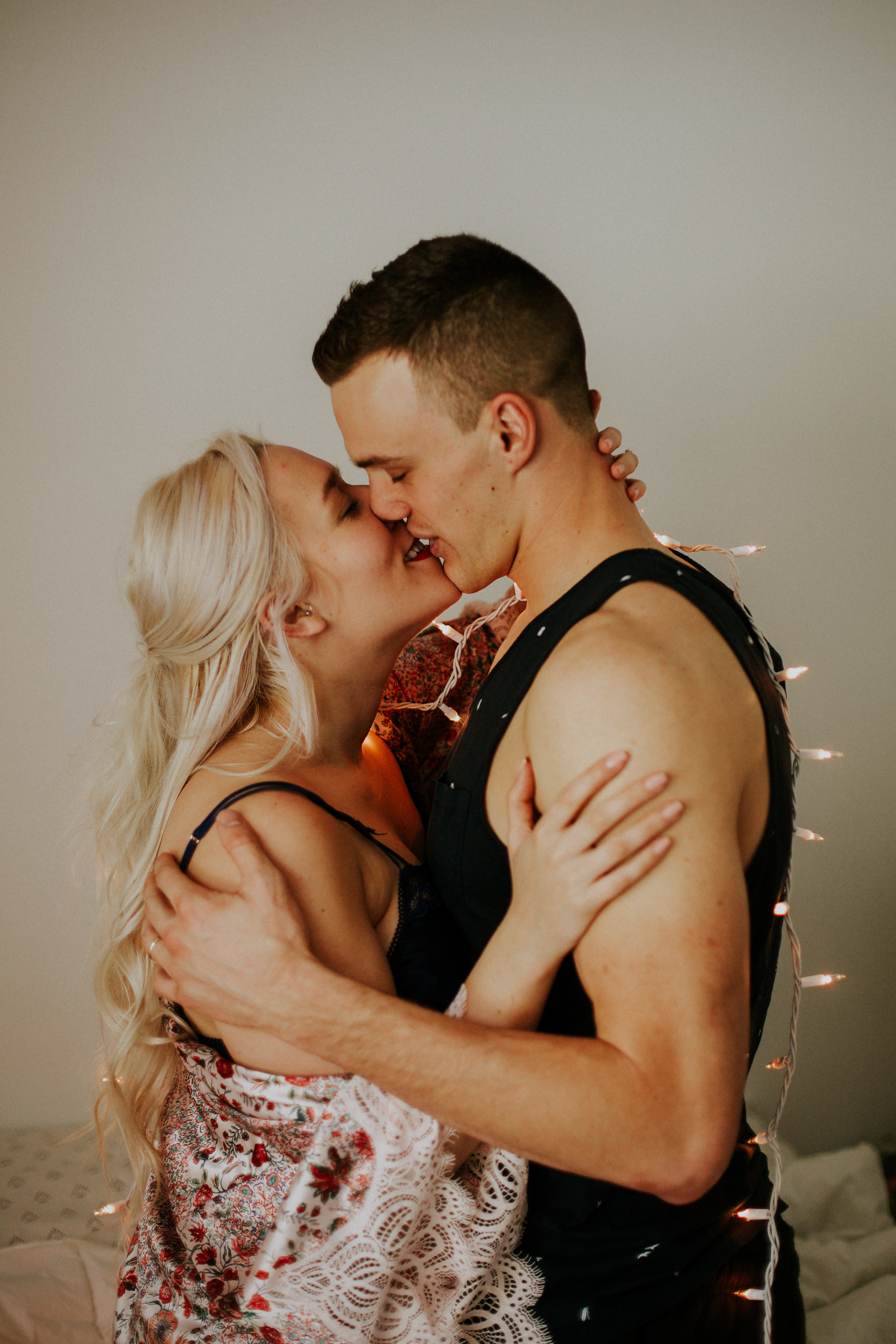 tacoma home engagement session&nbsp;