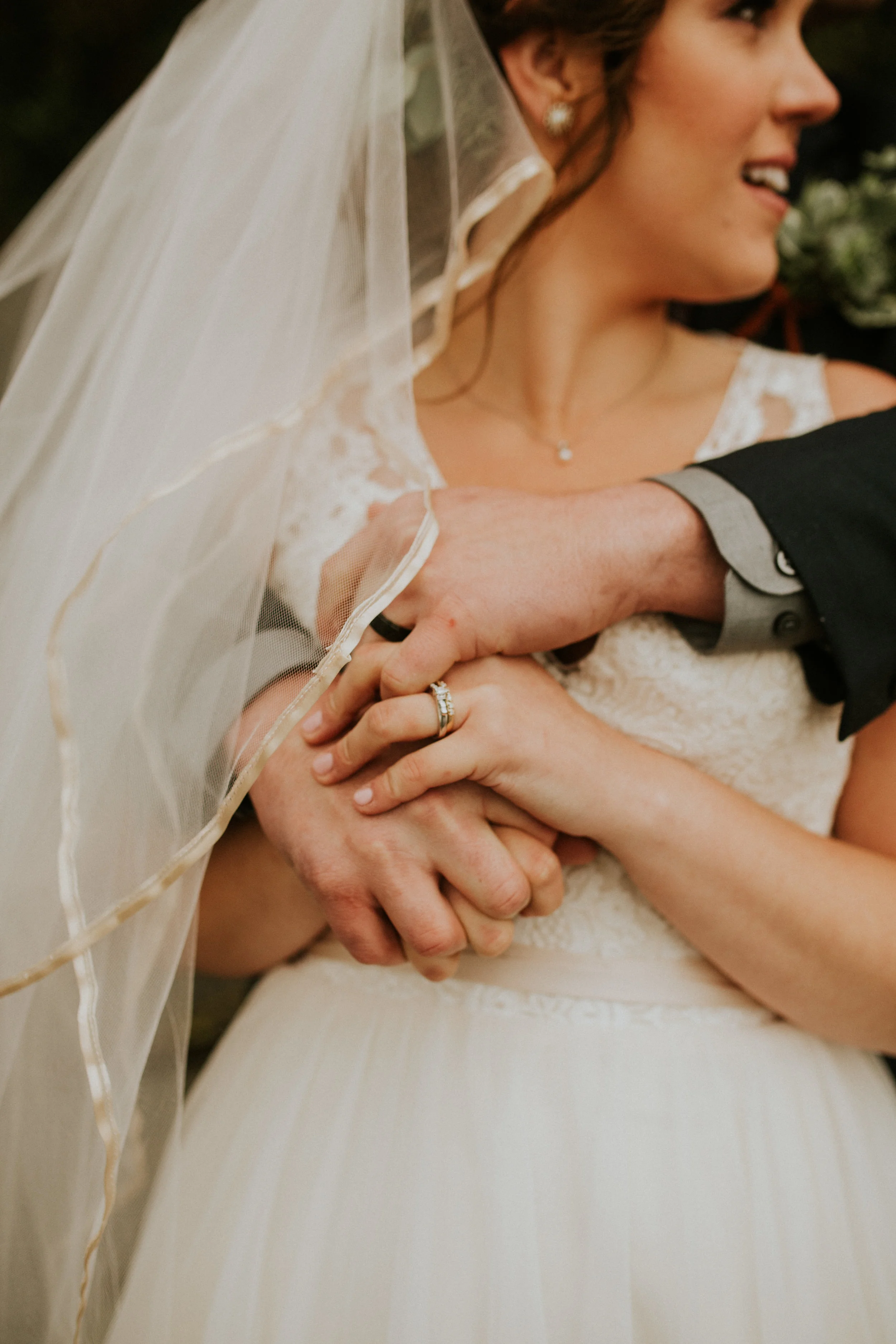 First Look + Portraits -110.jpg