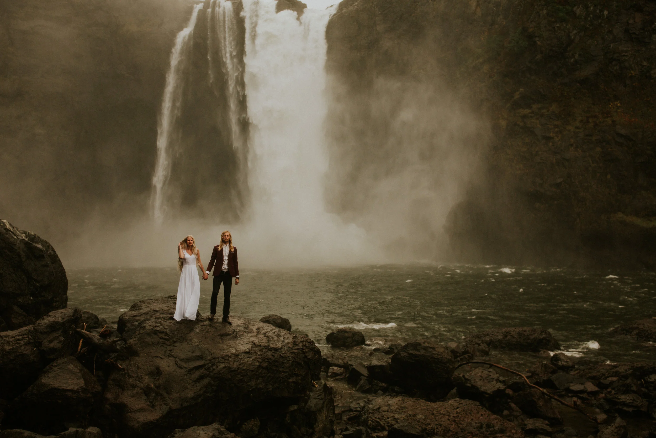Snoqualmie-falls-elopement-session