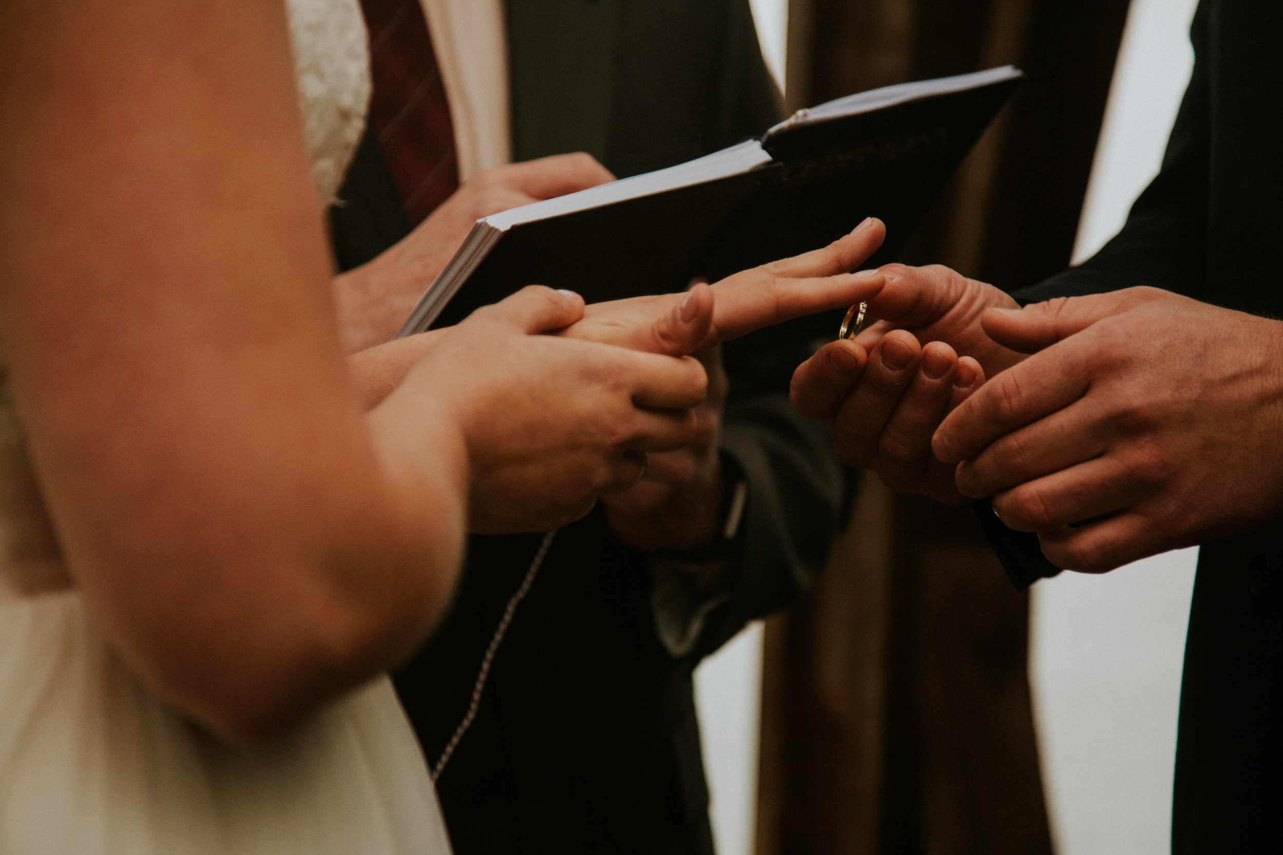 Friday-harbor-adventure-elopement