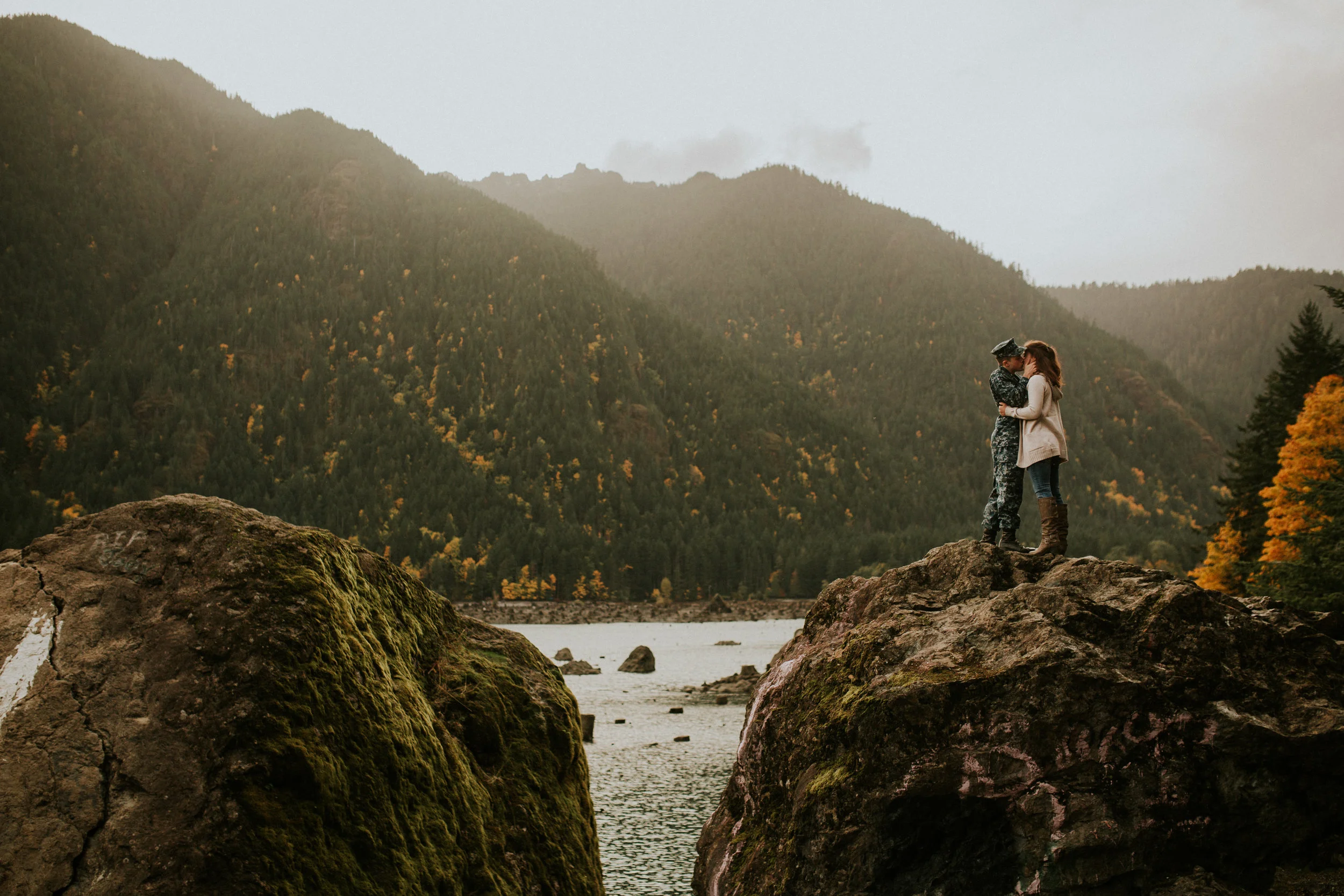 Lake-Cushman-Adventure-Engagement-photographer-breeanna-lasher-55.jpg