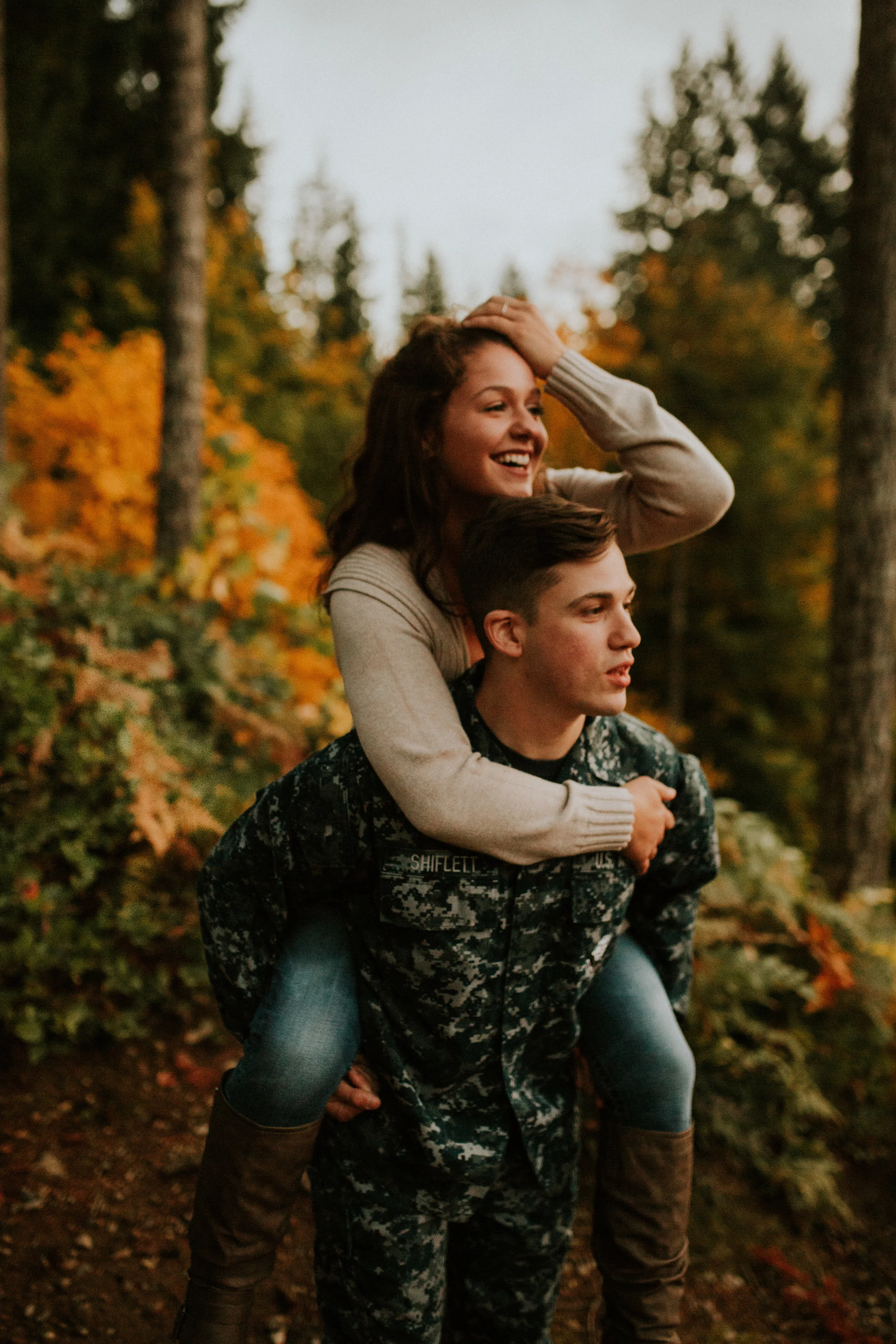 Lake-Cushman-Adventure-Engagement-photographer-breeanna-lasher-109.jpg