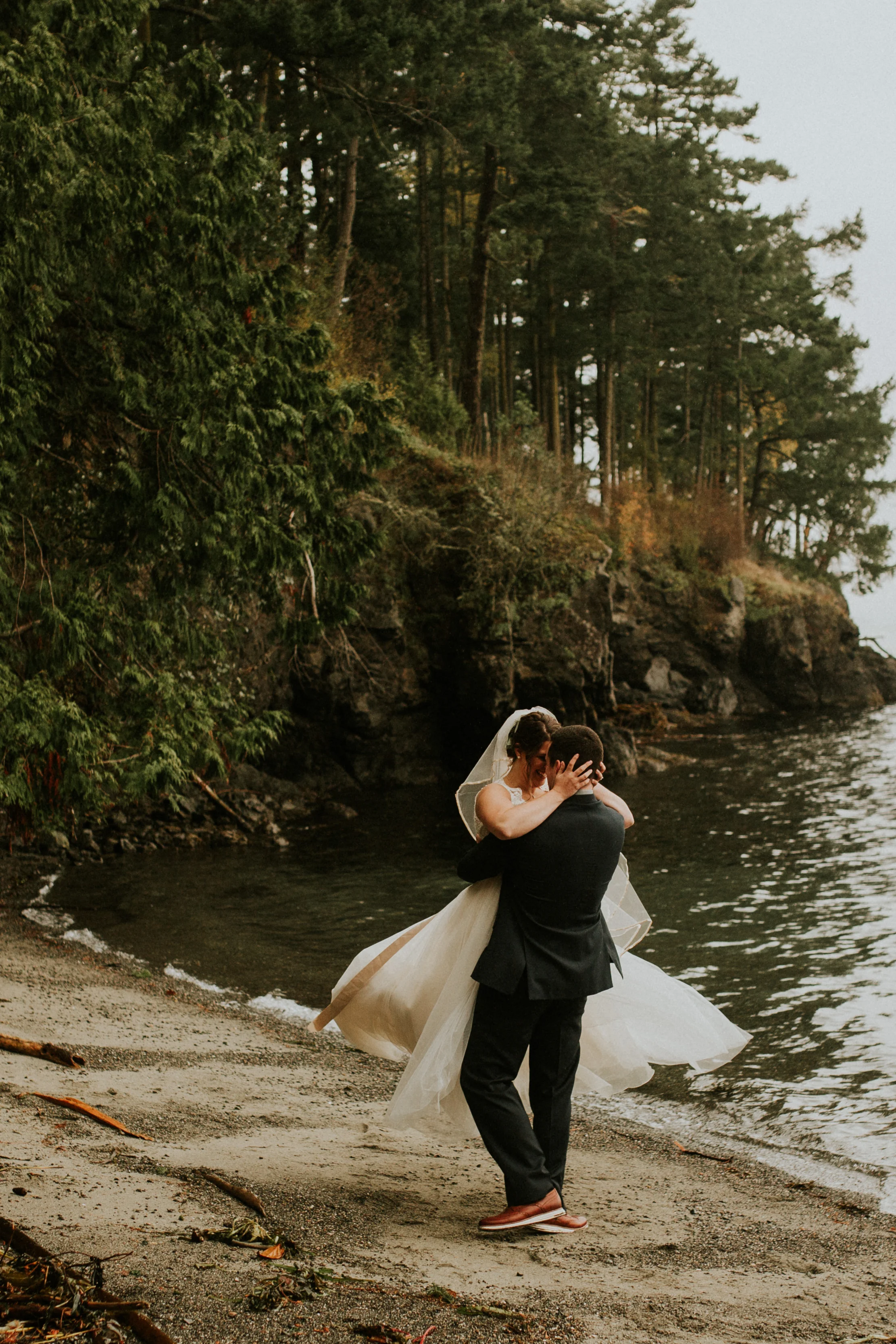 First Look + Portraits -102.jpg