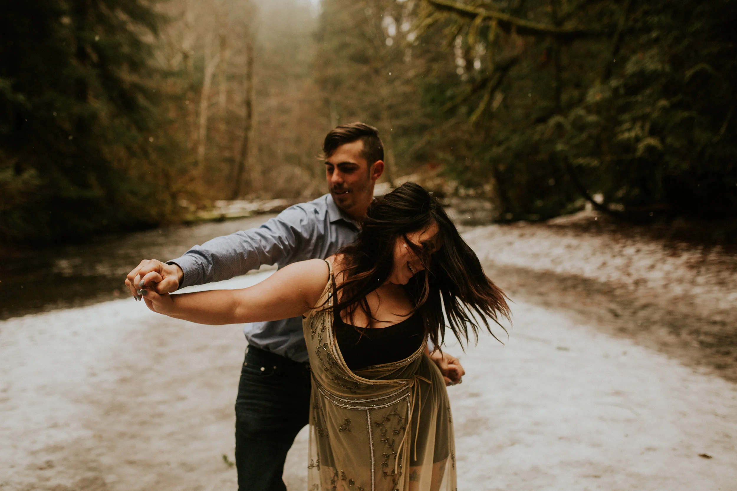 Lake Cresent Adventure Engagement Session//Annie + Vito