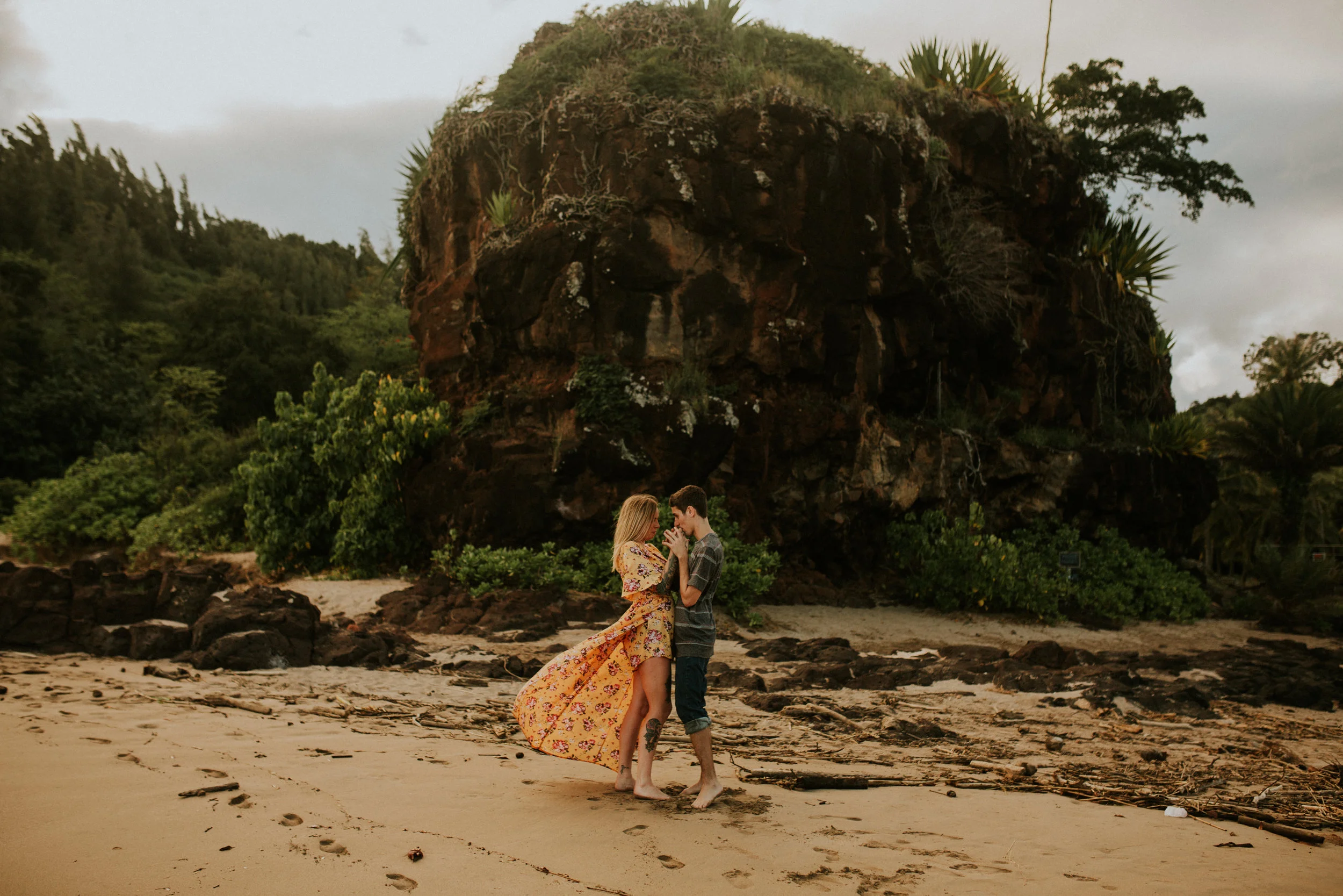 kauai engagement photos allerton garden near spouting horn in poipu