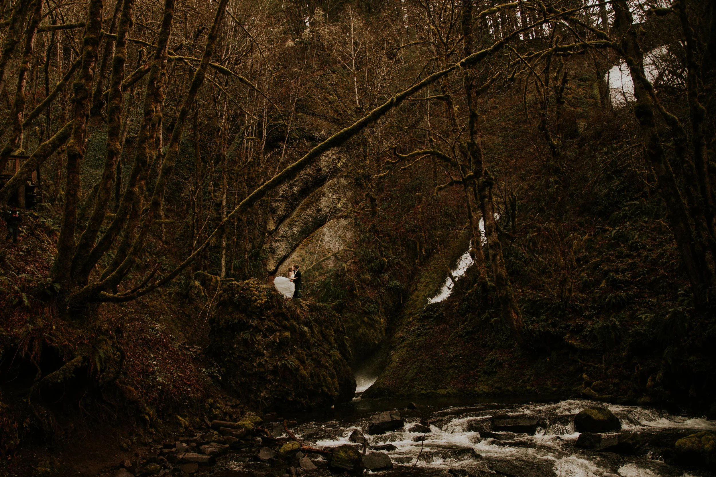 columbia river gorge elopement&nbsp;