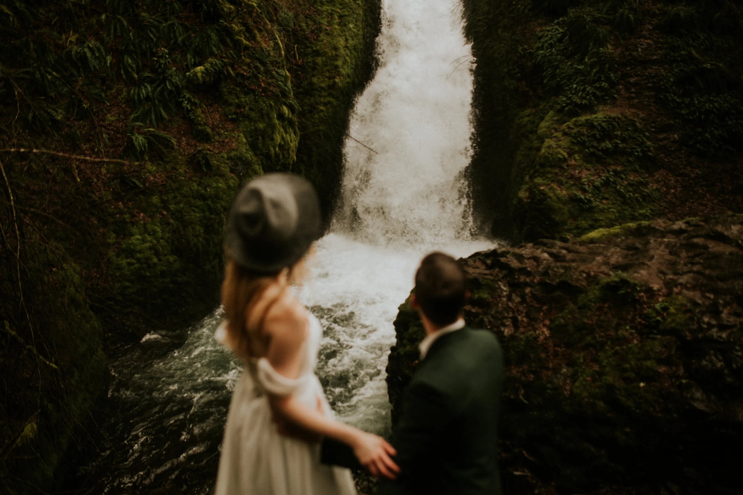 Columbia River Gorge Oregon Elopement