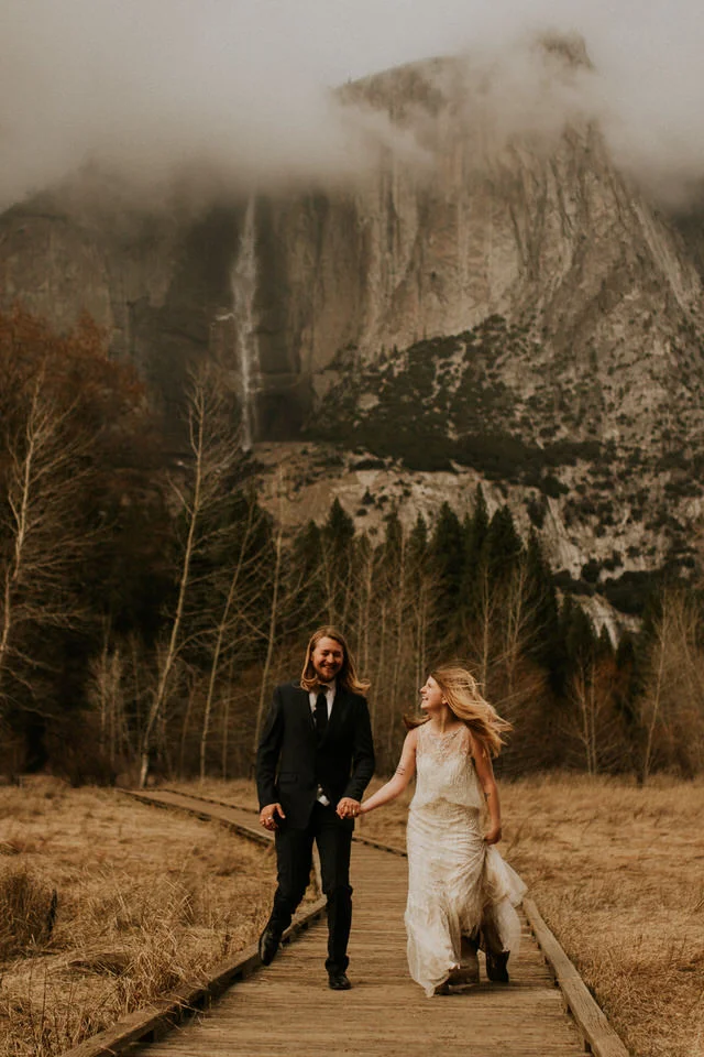 yosemite cooks meadow elopement photographer