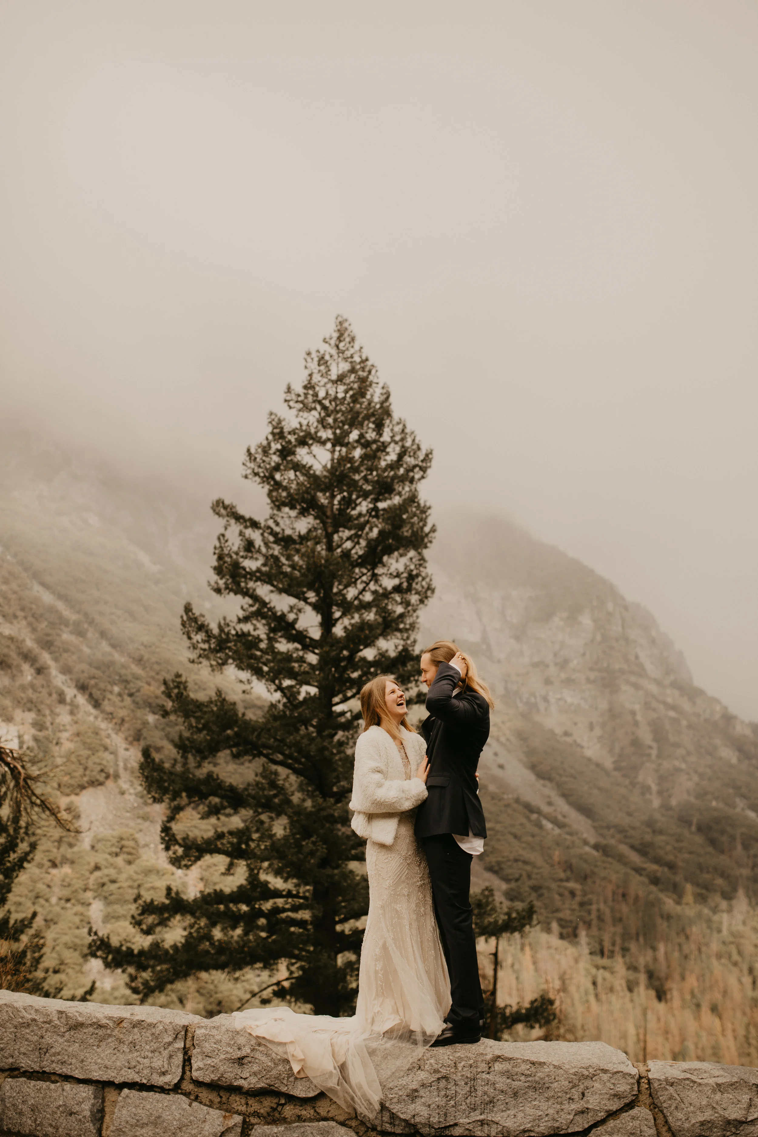 yosemite elopement national park tunnel viewpoint photography breeanna lasher&nbsp;