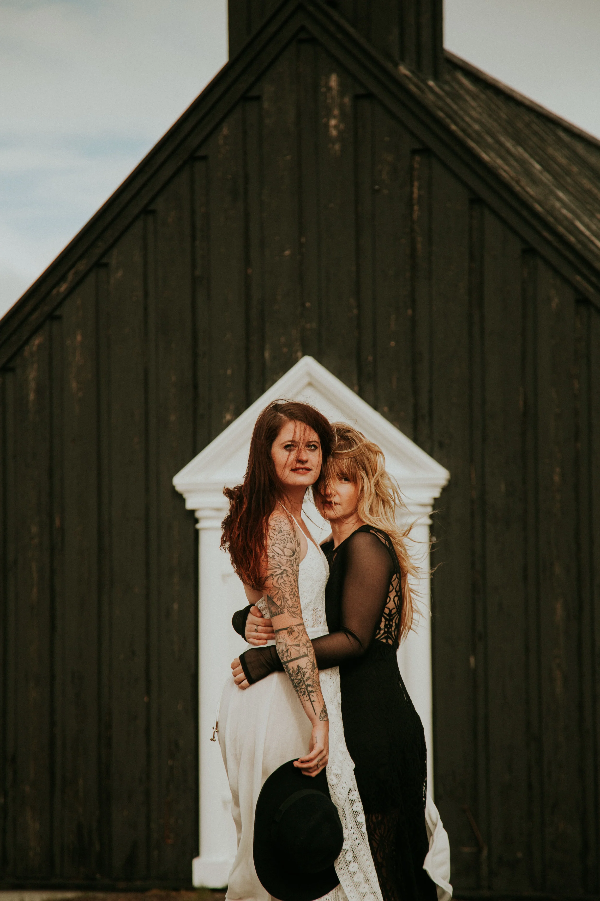 iceland lesbian couples photography