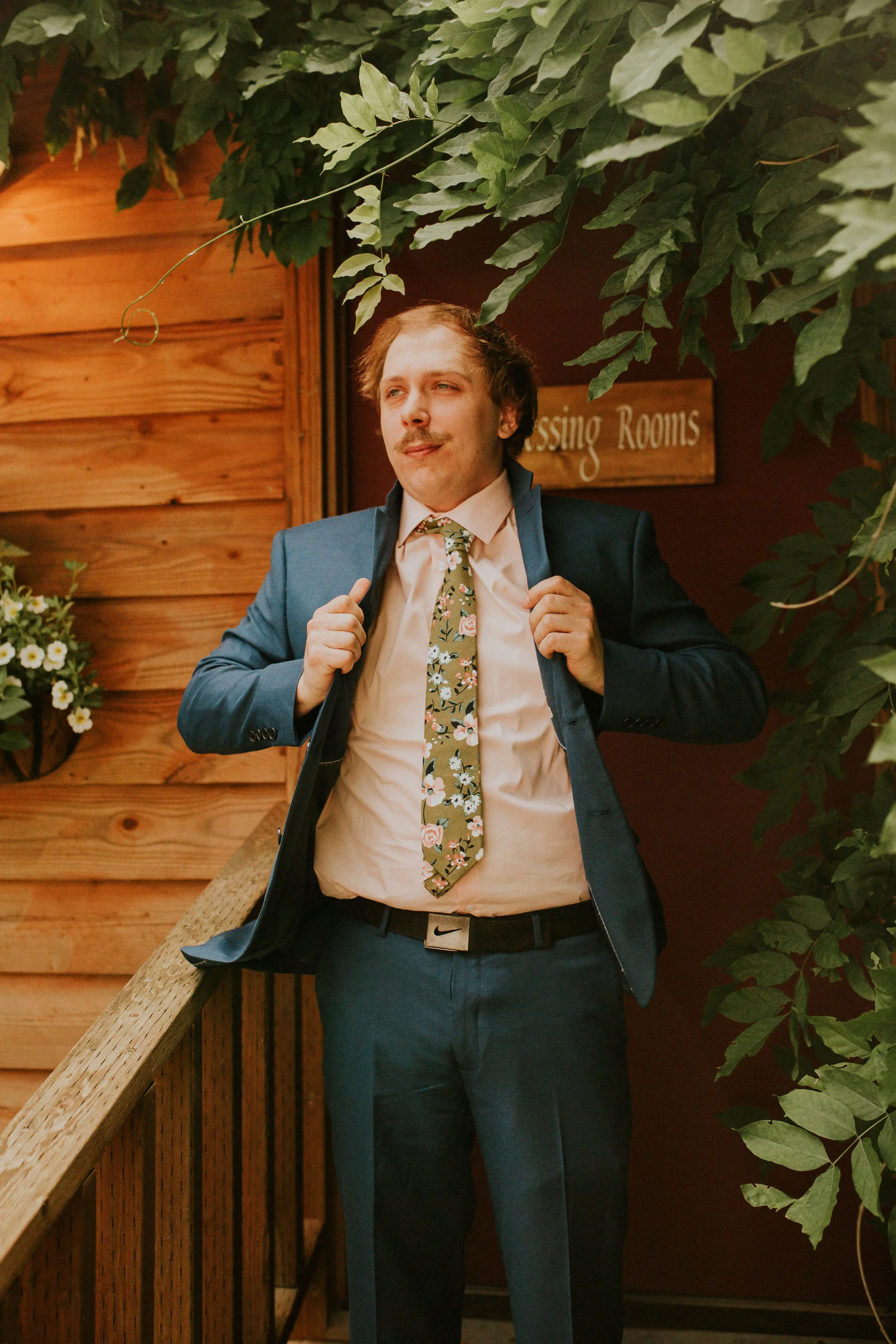 port orchard wedding photographer elopement forest photographer&nbsp;