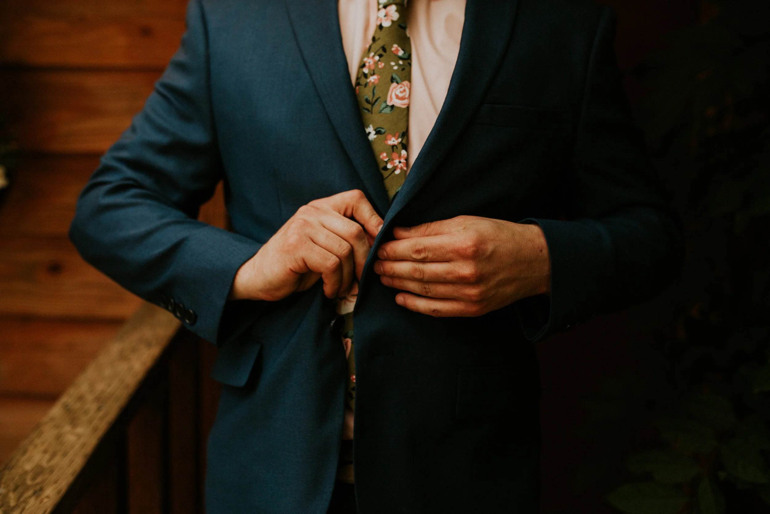 forest elopement by photographer breeanna lasher&nbsp;