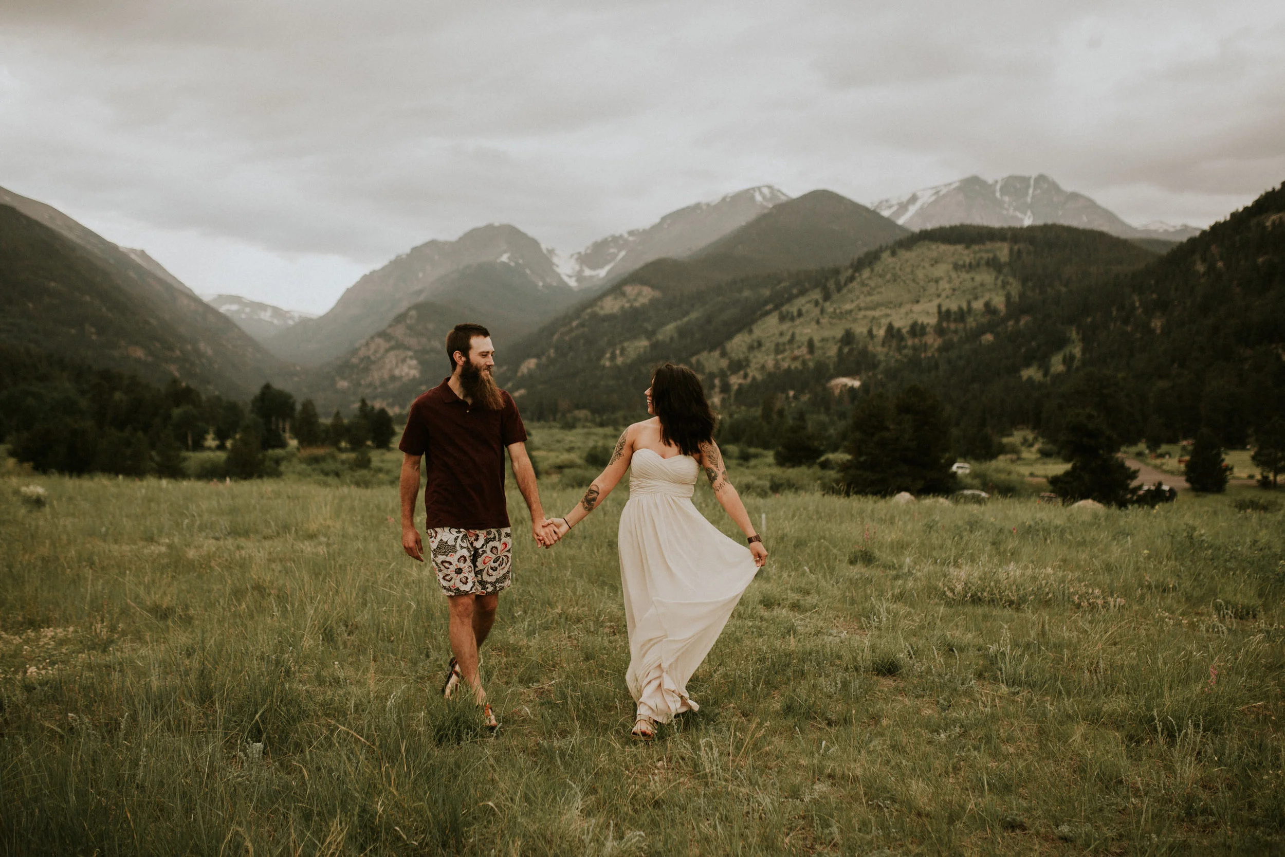 Estes park engagement session photography&nbsp;