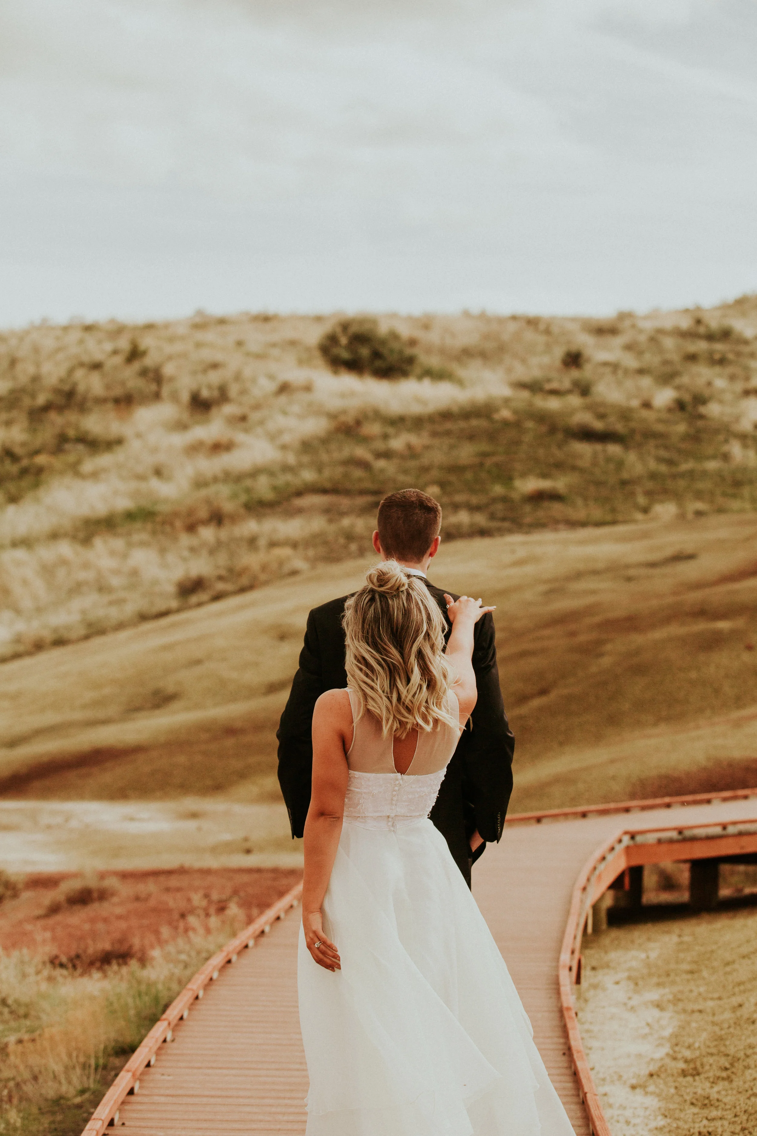 painted hills elopement photography by BreeAnna Lasher Seattle elopement Photography&nbsp;