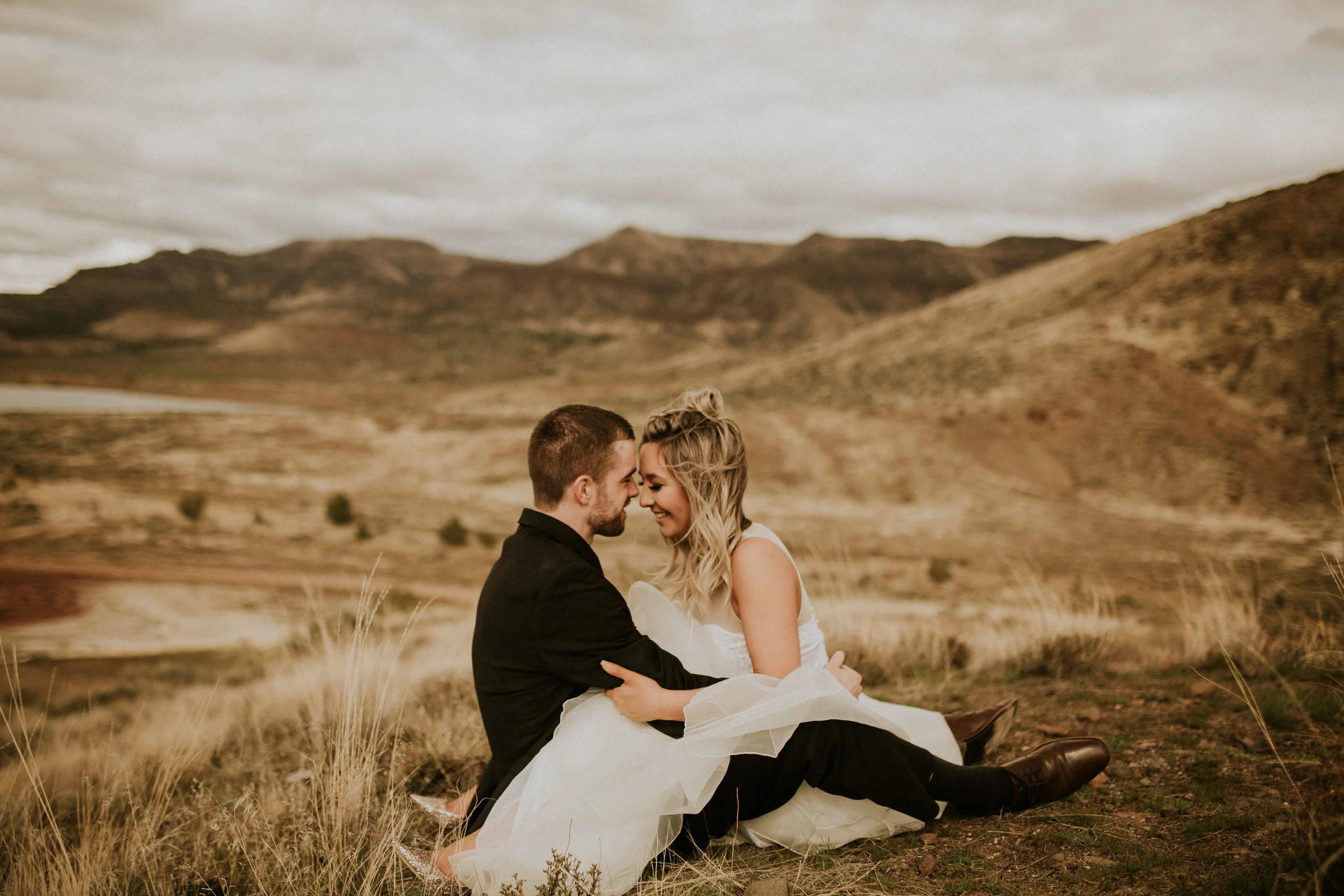 painted hills elopement photography by BreeAnna Lasher Seattle elopement Photography