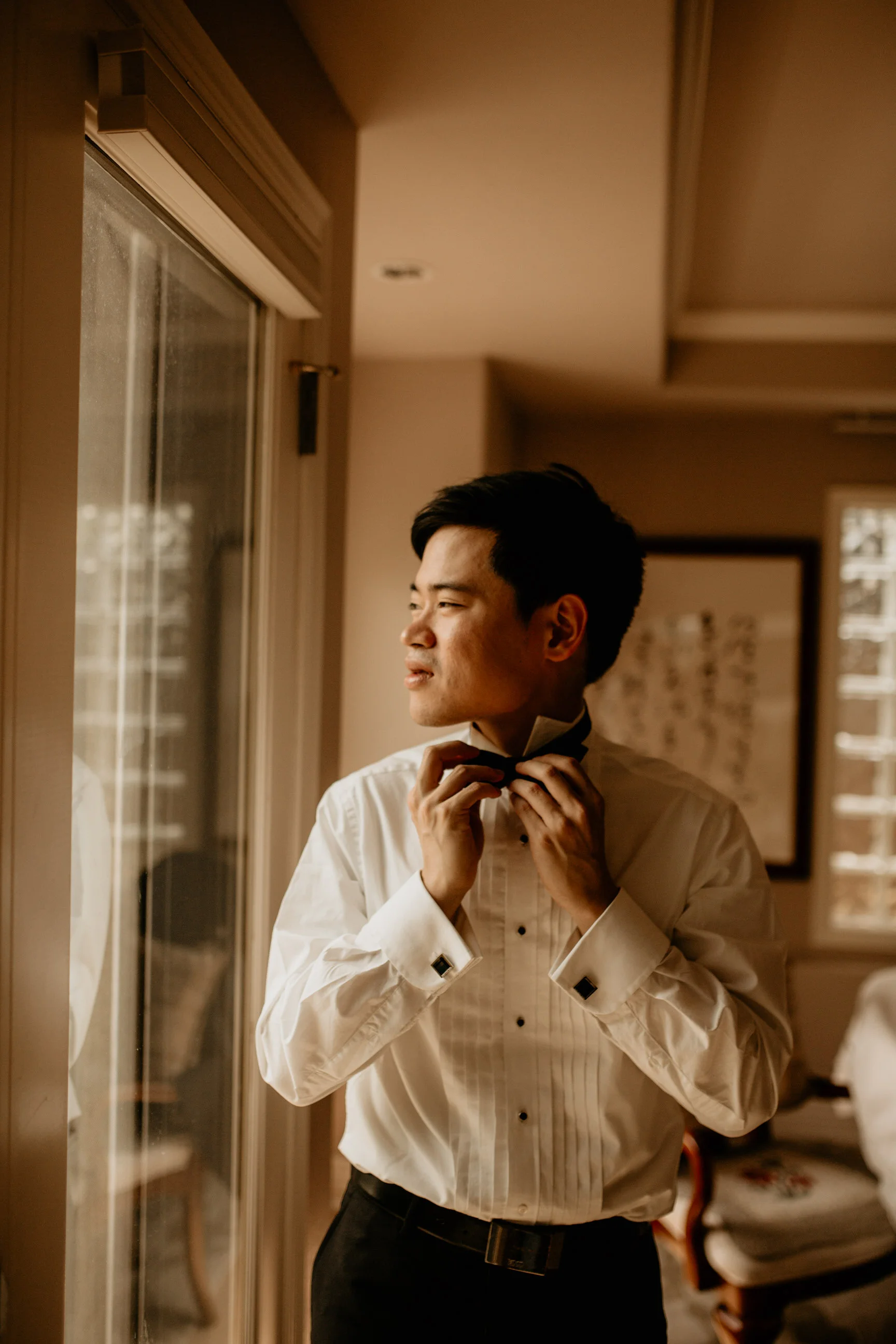 Pnw elopement photographer - pnw wedding photographer - pnw intimate wedding - Seattle elopement photographer - Seattle intimate wedding photographer - Seattle Kerry park elopement - Seattle parson’s gardens elopement - asian wedding - olympic natio…