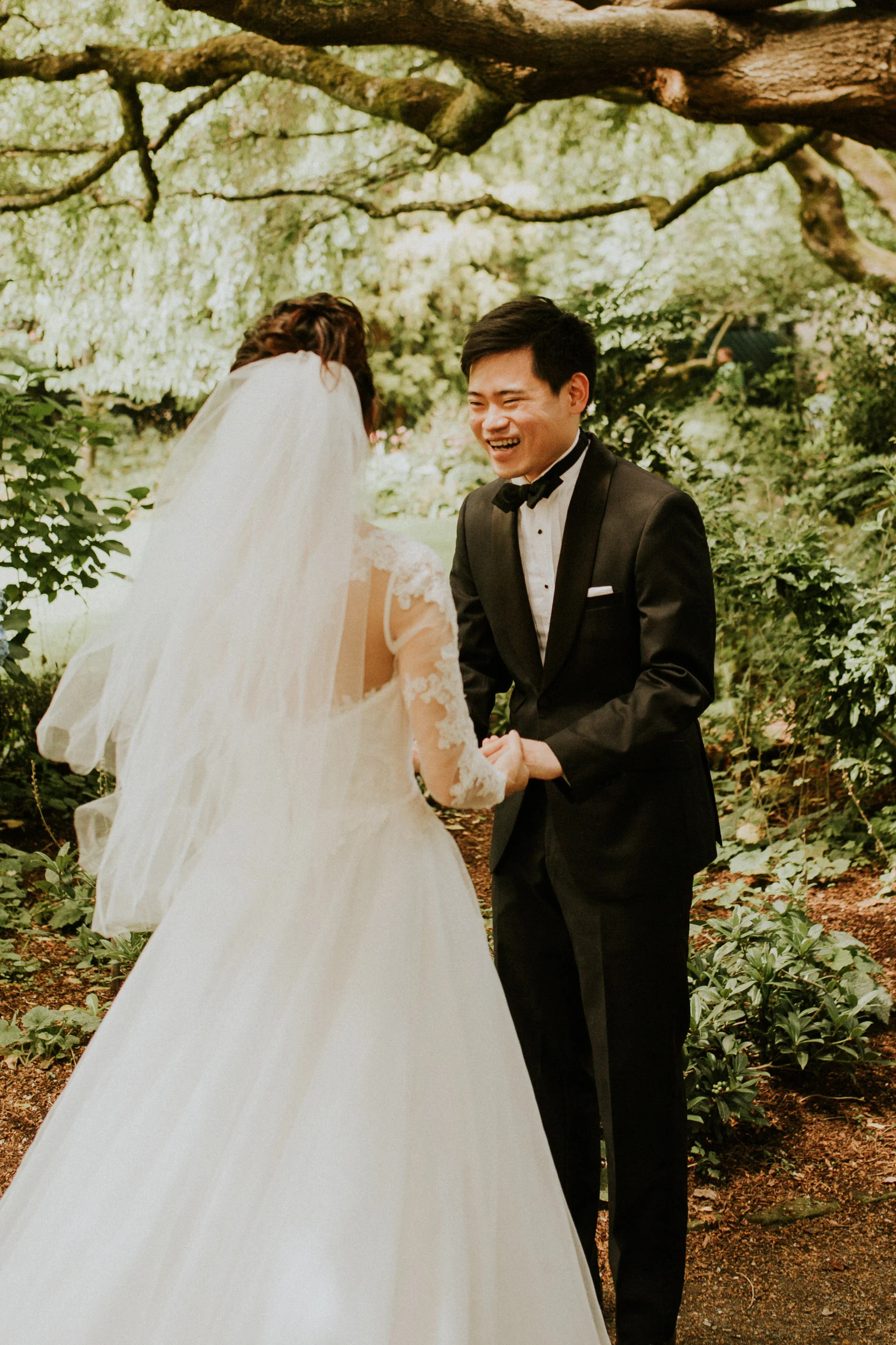 Pnw elopement photographer - pnw wedding photographer - pnw intimate wedding - Seattle elopement photographer - Seattle intimate wedding photographer - Seattle Kerry park elopement - Seattle parson’s gardens elopement - asian wedding - olympic natio…