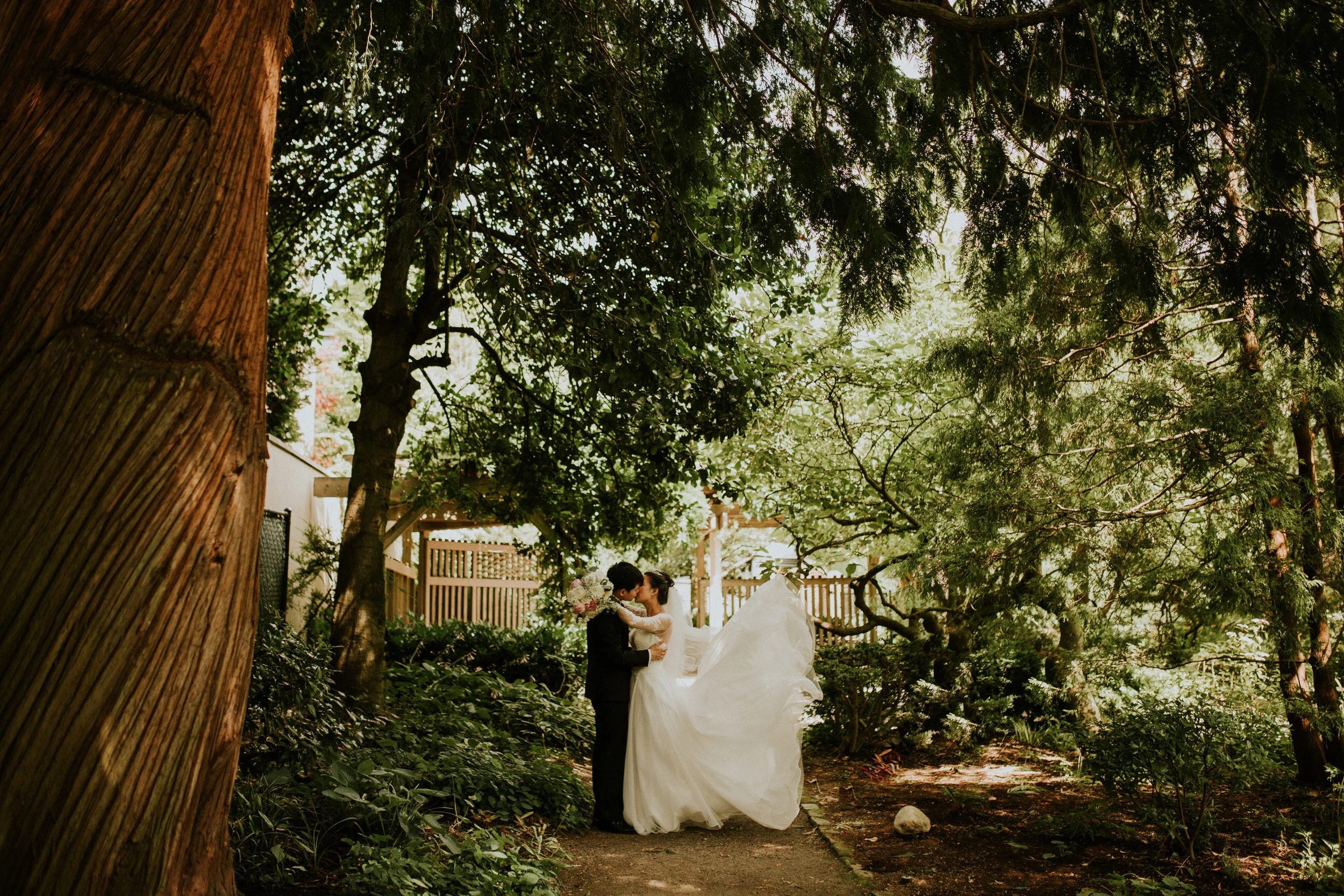 Pnw elopement photographer - pnw wedding photographer - pnw intimate wedding - Seattle elopement photographer - Seattle intimate wedding photographer - Seattle Kerry park elopement - Seattle parson’s gardens elopement - asian wedding - olympic natio…